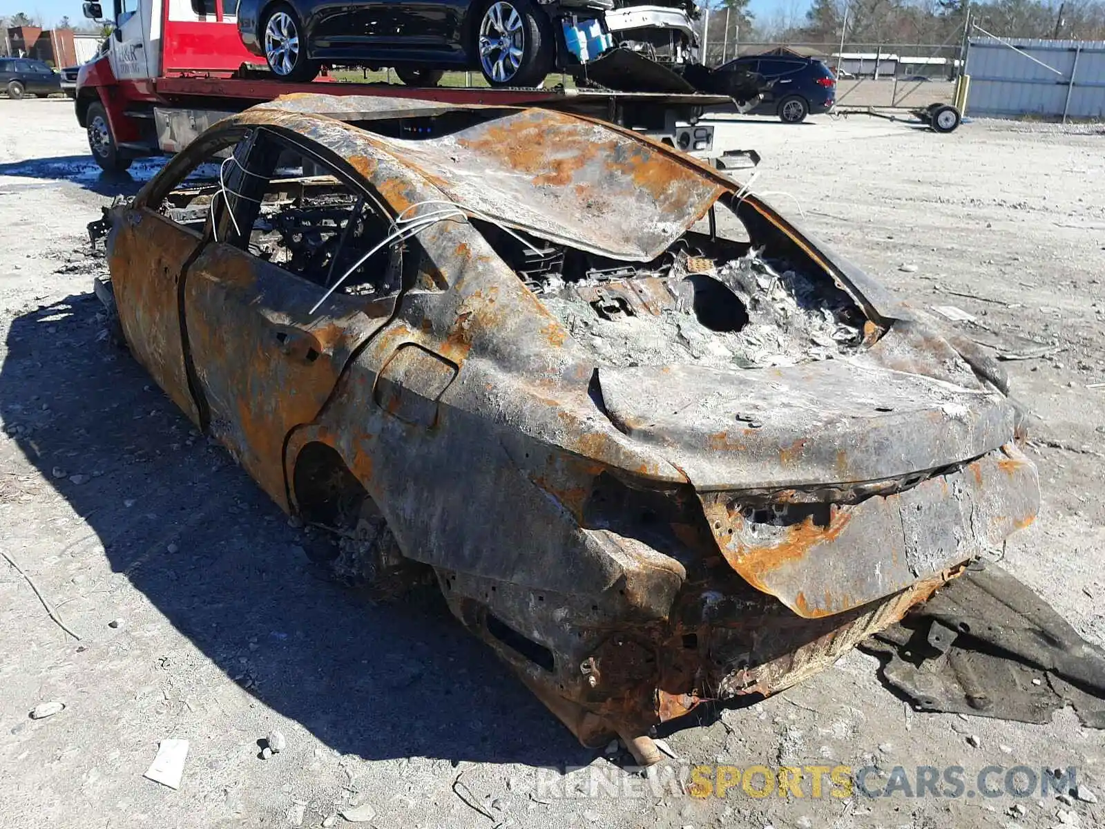 3 Photograph of a damaged car JTHB21B12K2005706 LEXUS ES300 2019