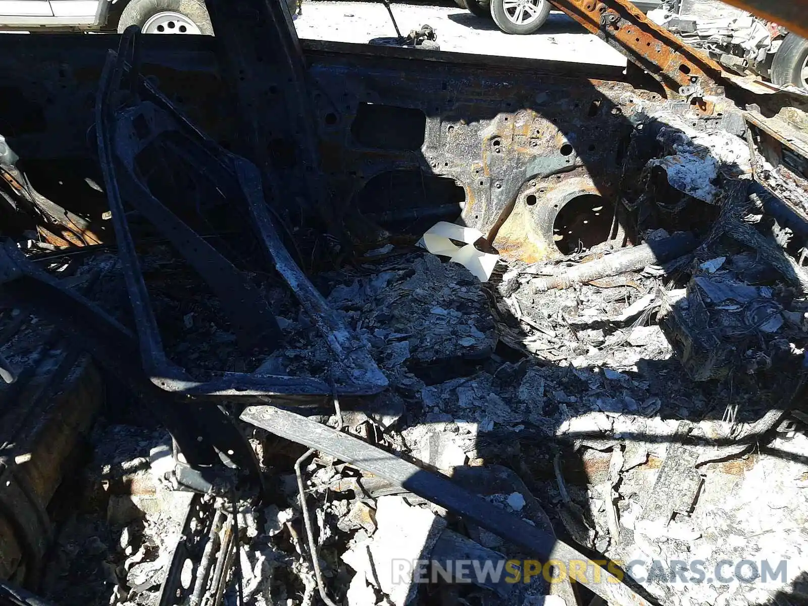 5 Photograph of a damaged car JTHB21B12K2005706 LEXUS ES300 2019