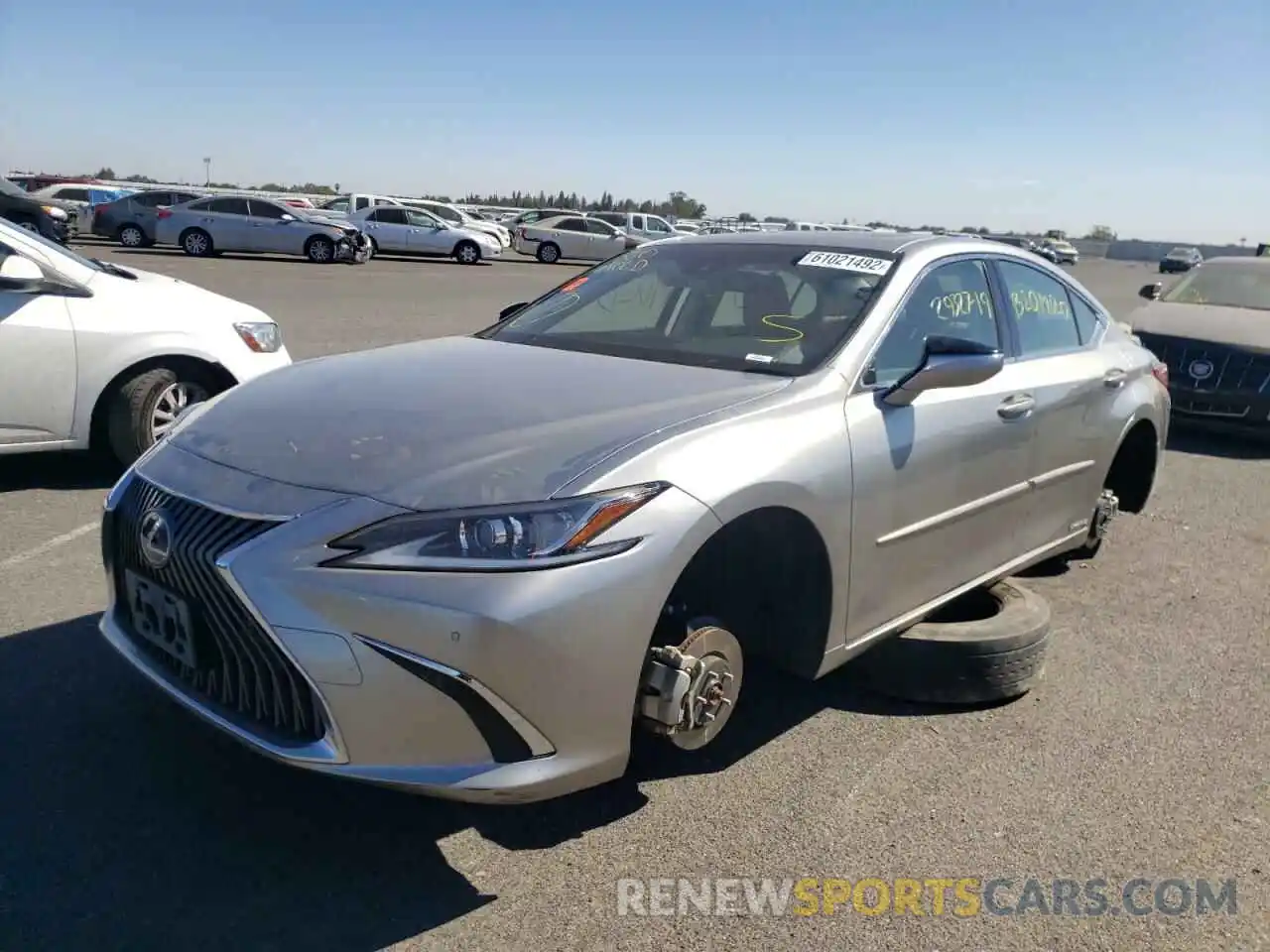 2 Photograph of a damaged car JTHB21B12K2042528 LEXUS ES300 2019