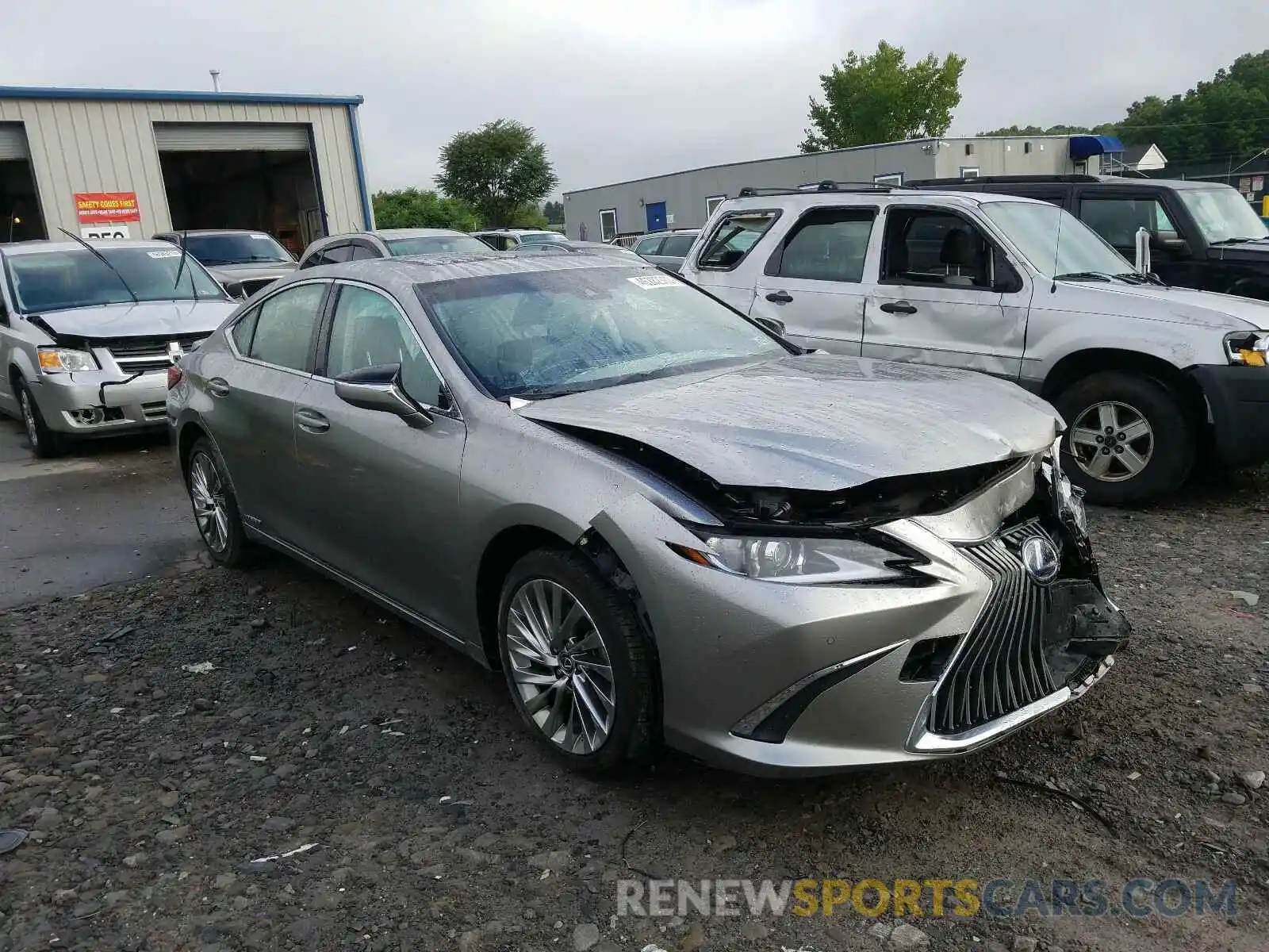 1 Photograph of a damaged car JTHB21B13K2008114 LEXUS ES300 2019