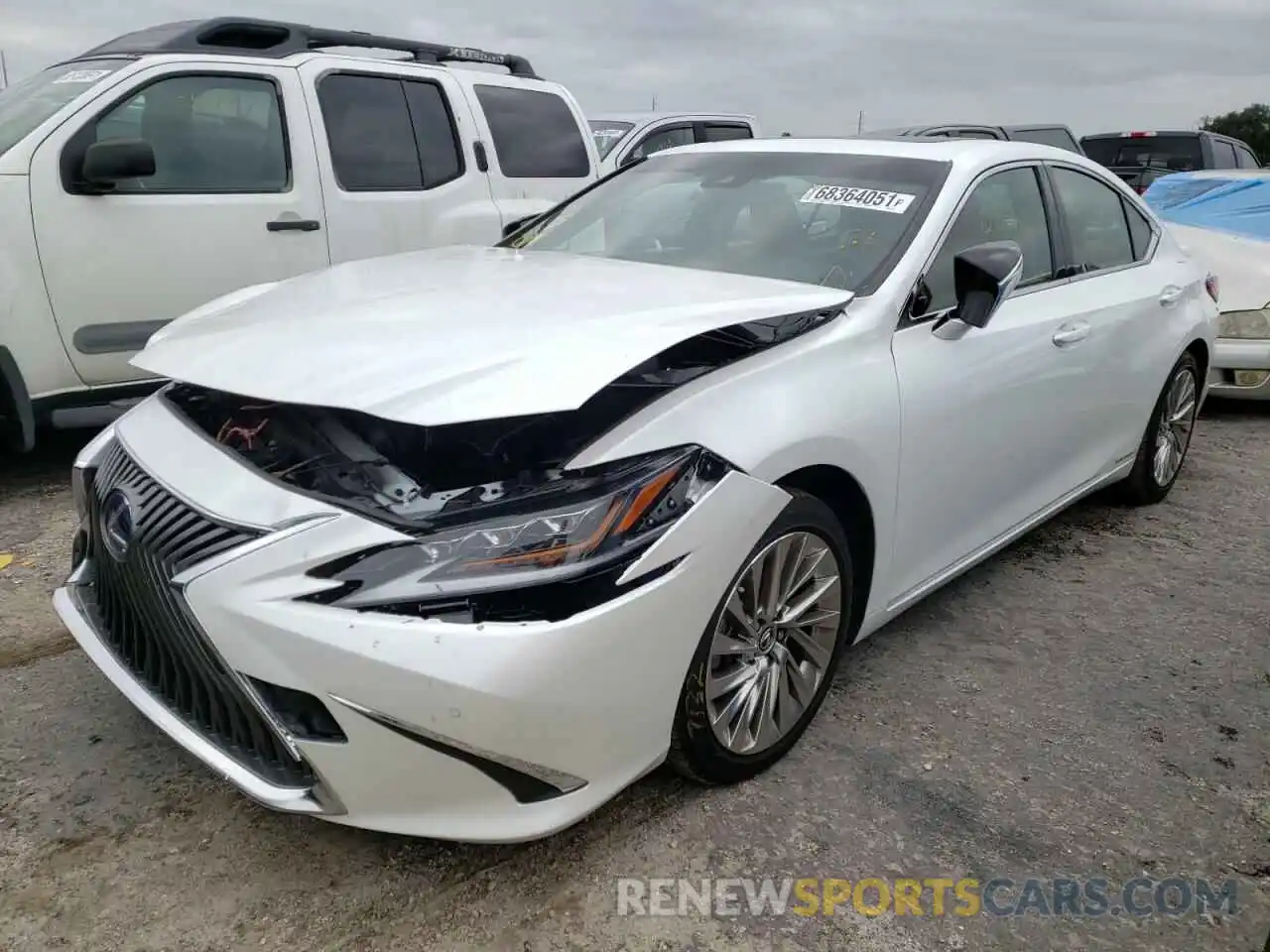 2 Photograph of a damaged car JTHB21B13K2023535 LEXUS ES300 2019