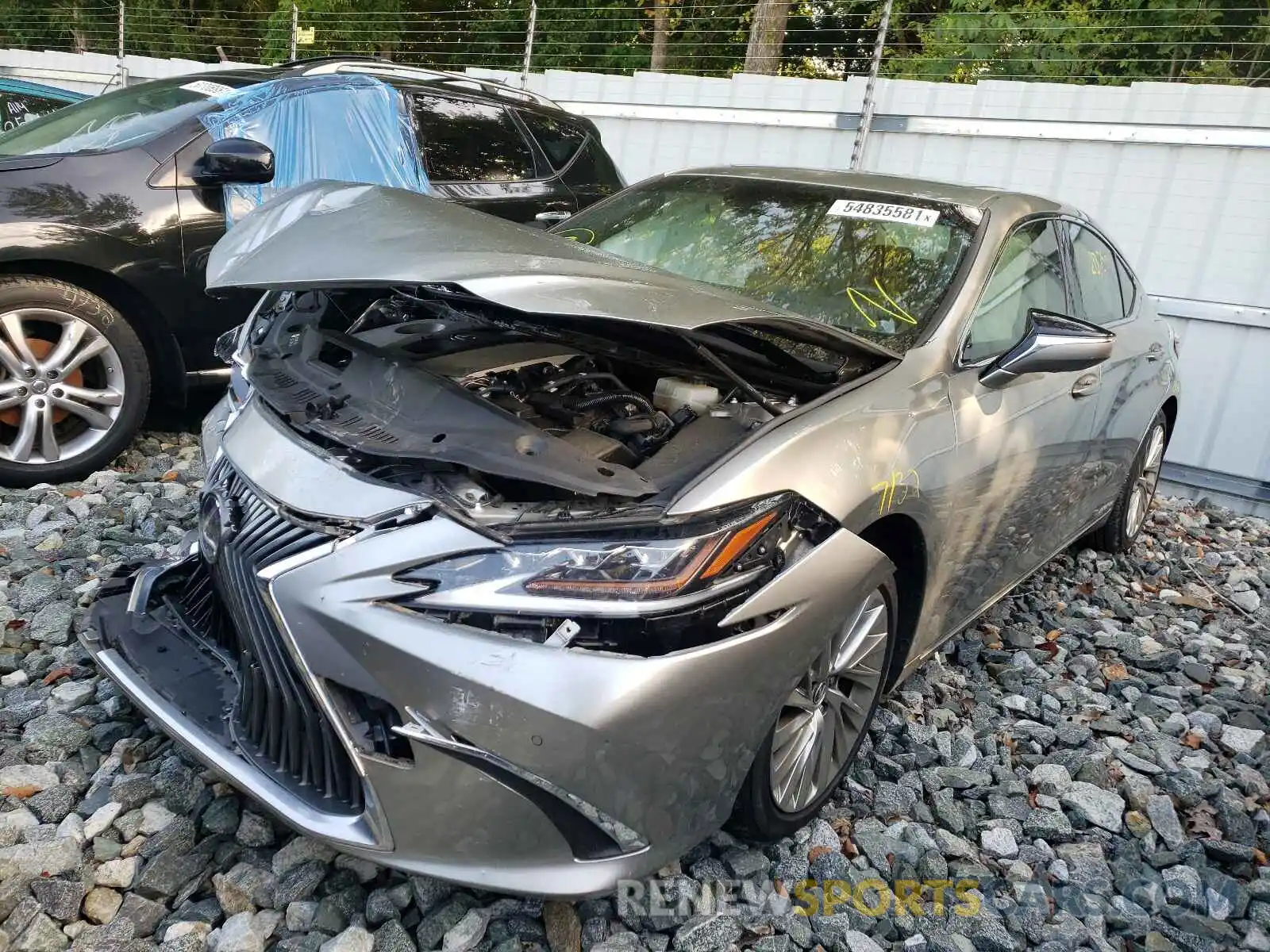 2 Photograph of a damaged car JTHB21B14K2033992 LEXUS ES300 2019