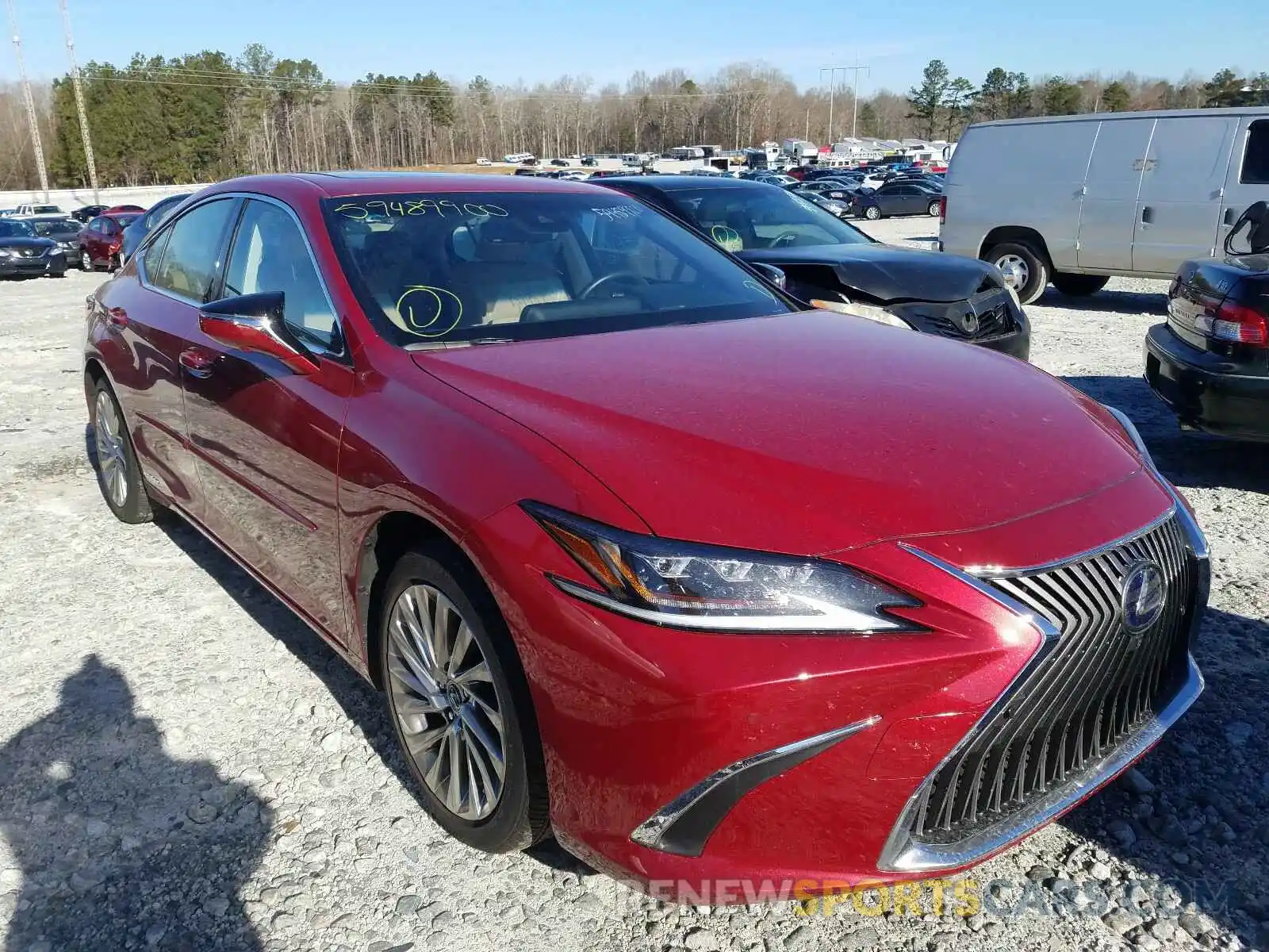 1 Photograph of a damaged car JTHB21B14K2042787 LEXUS ES300 2019