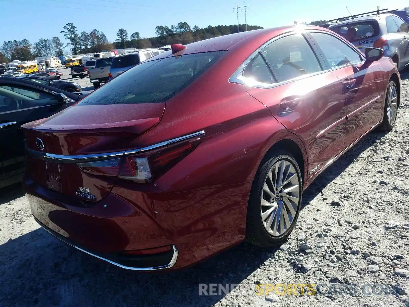 4 Photograph of a damaged car JTHB21B14K2042787 LEXUS ES300 2019