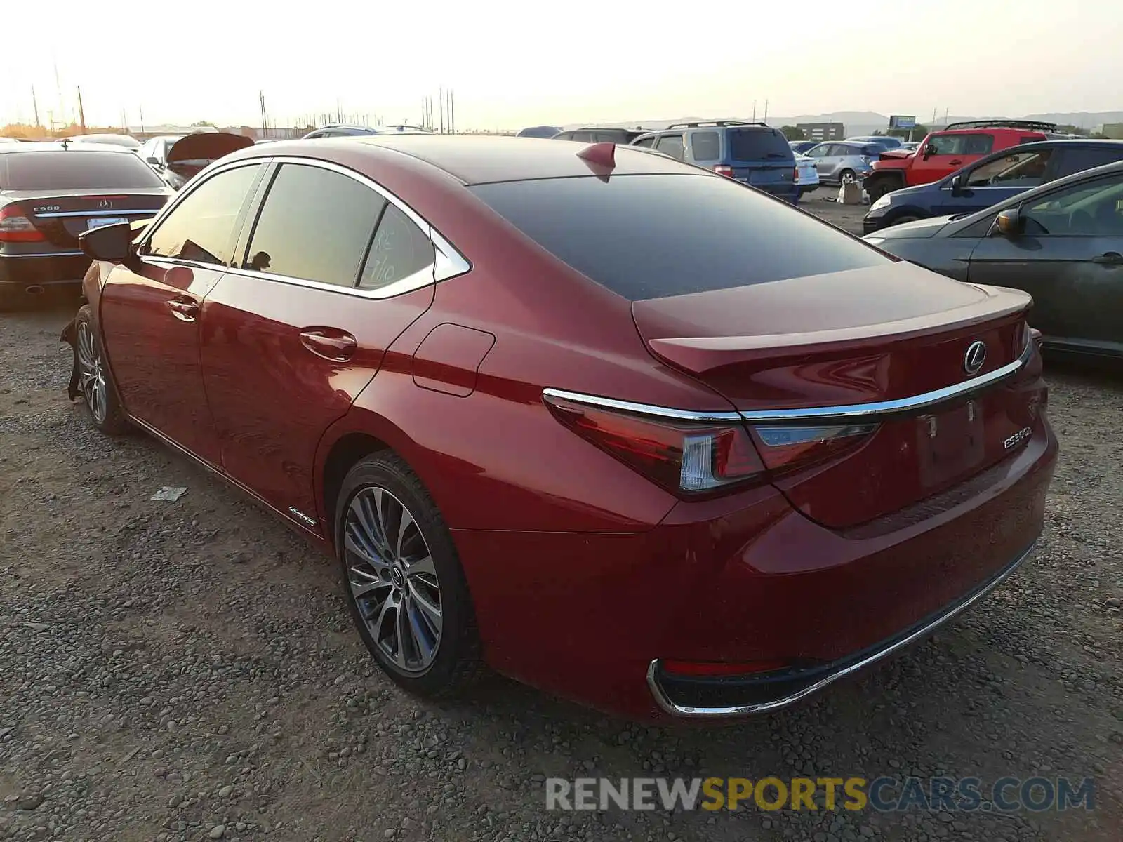 3 Photograph of a damaged car JTHB21B15K2001116 LEXUS ES300 2019