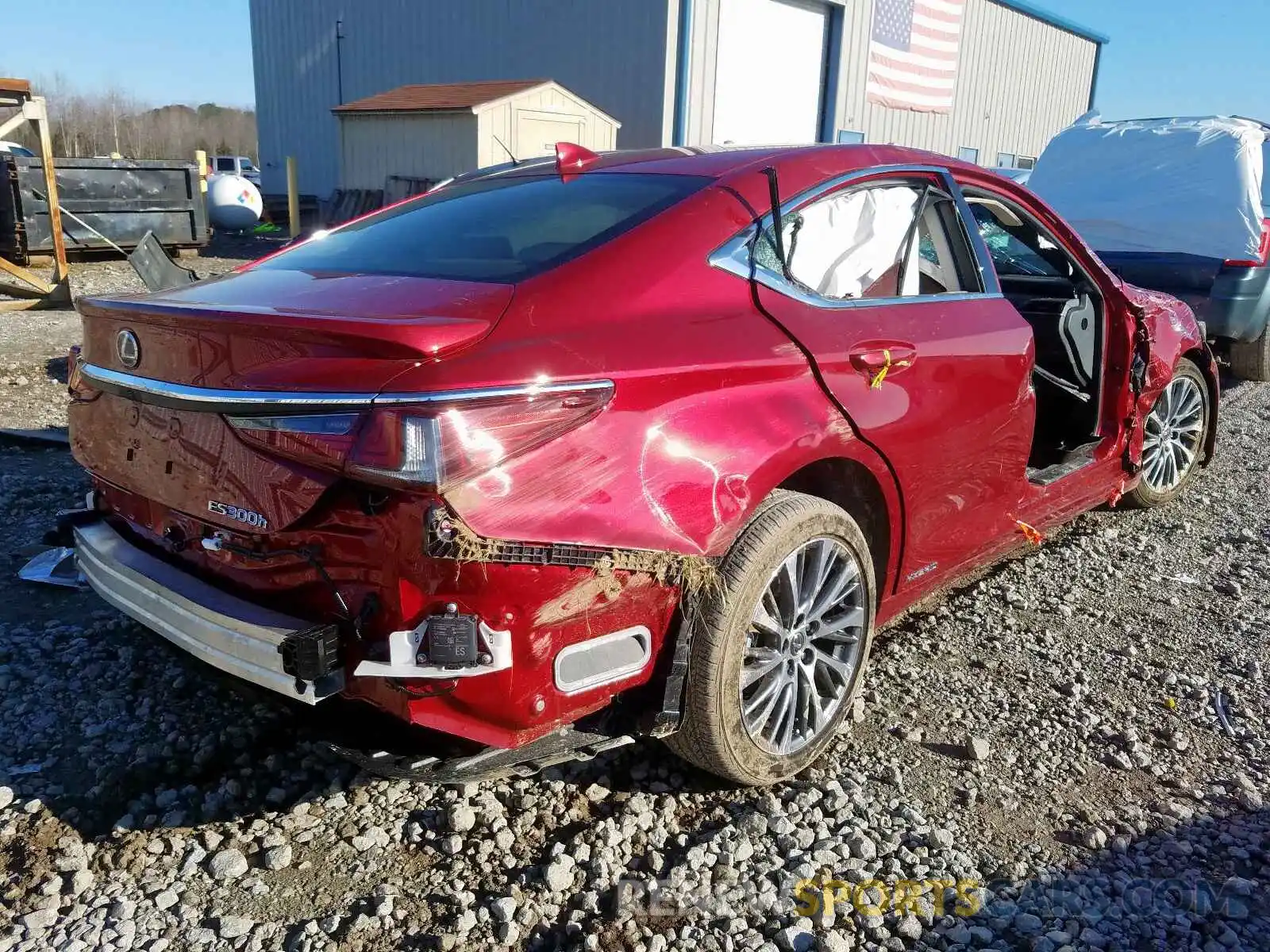 4 Photograph of a damaged car JTHB21B15K2039753 LEXUS ES300 2019