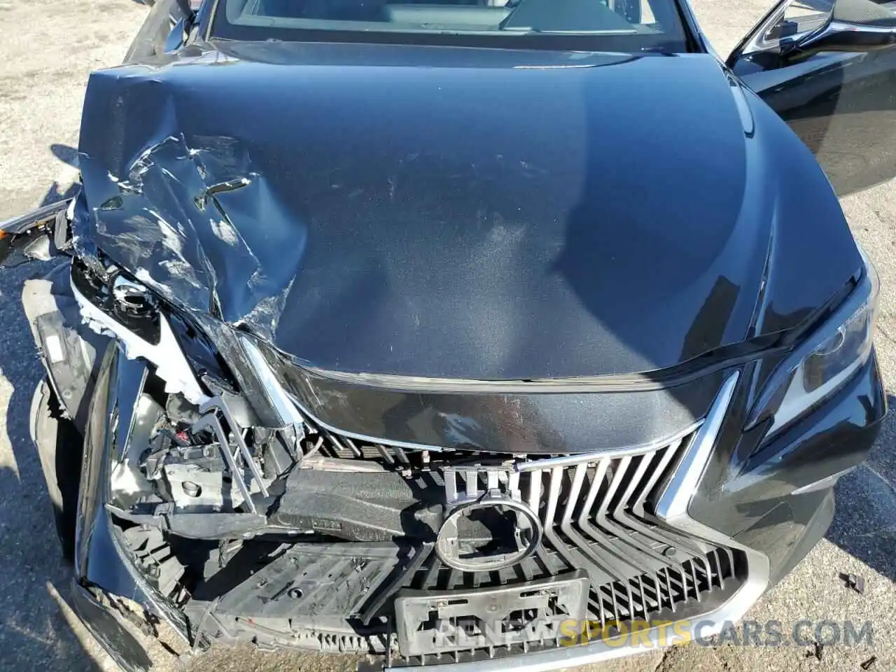 11 Photograph of a damaged car JTHB21B15K2042555 LEXUS ES300 2019