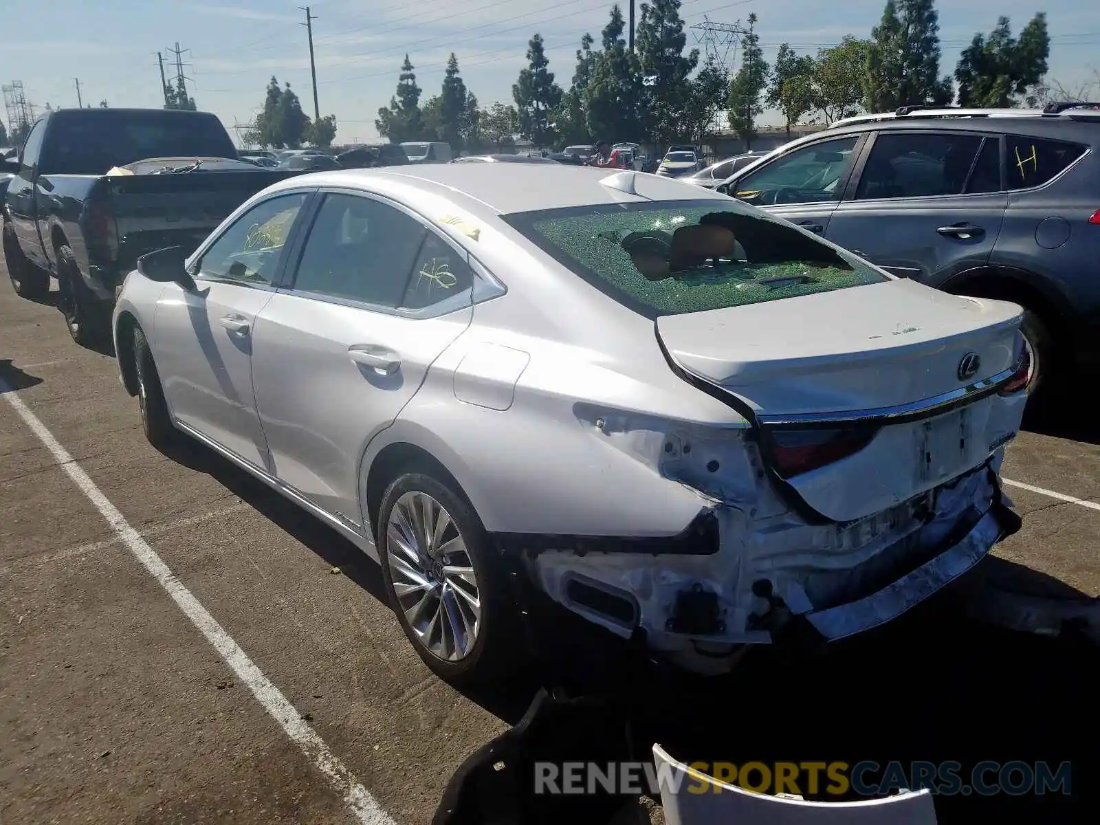 3 Photograph of a damaged car JTHB21B16K2000315 LEXUS ES300 2019