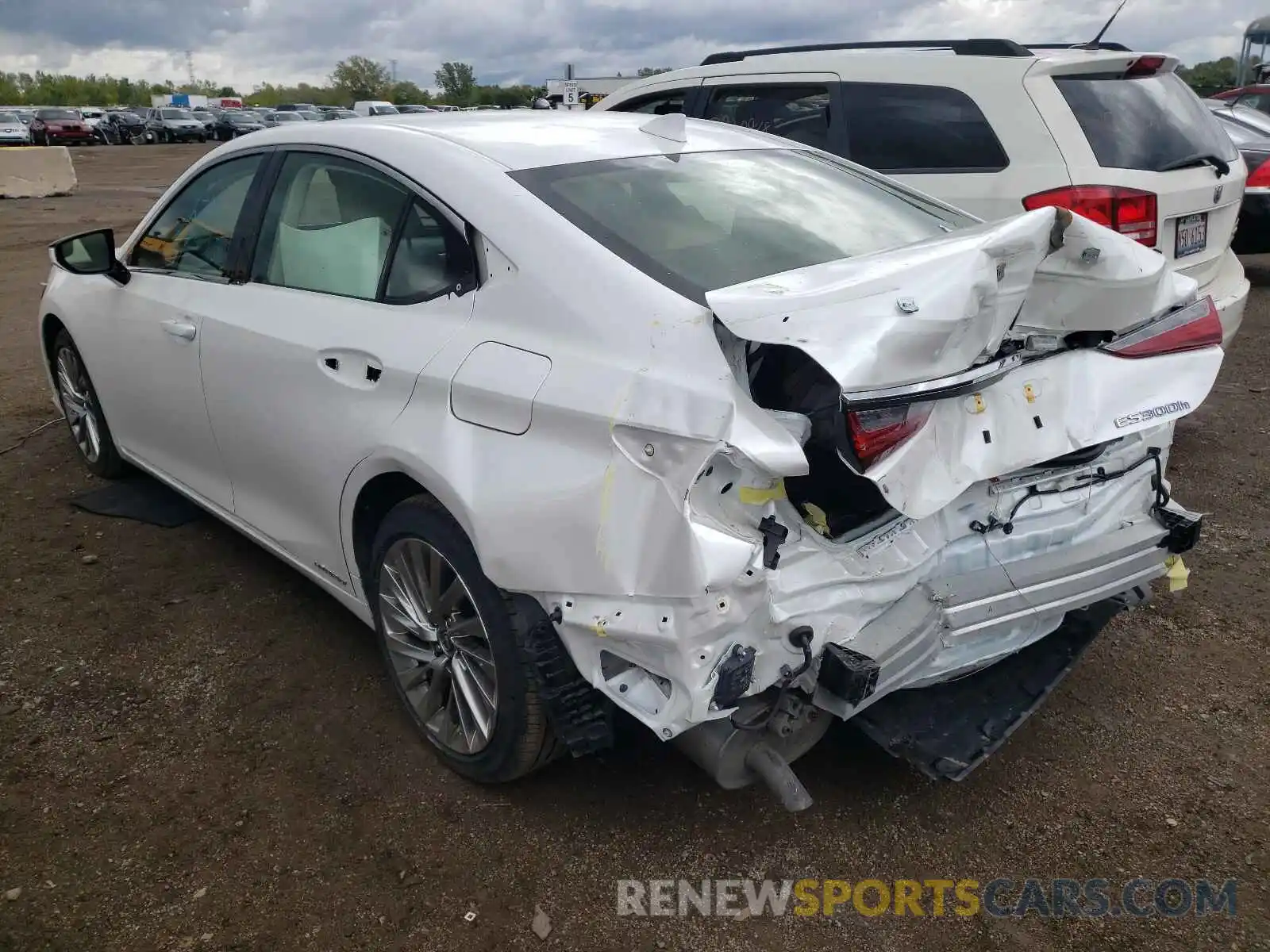 3 Photograph of a damaged car JTHB21B16K2006907 LEXUS ES300 2019