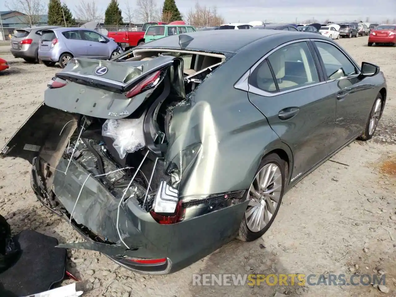 4 Photograph of a damaged car JTHB21B16K2021780 LEXUS ES300 2019