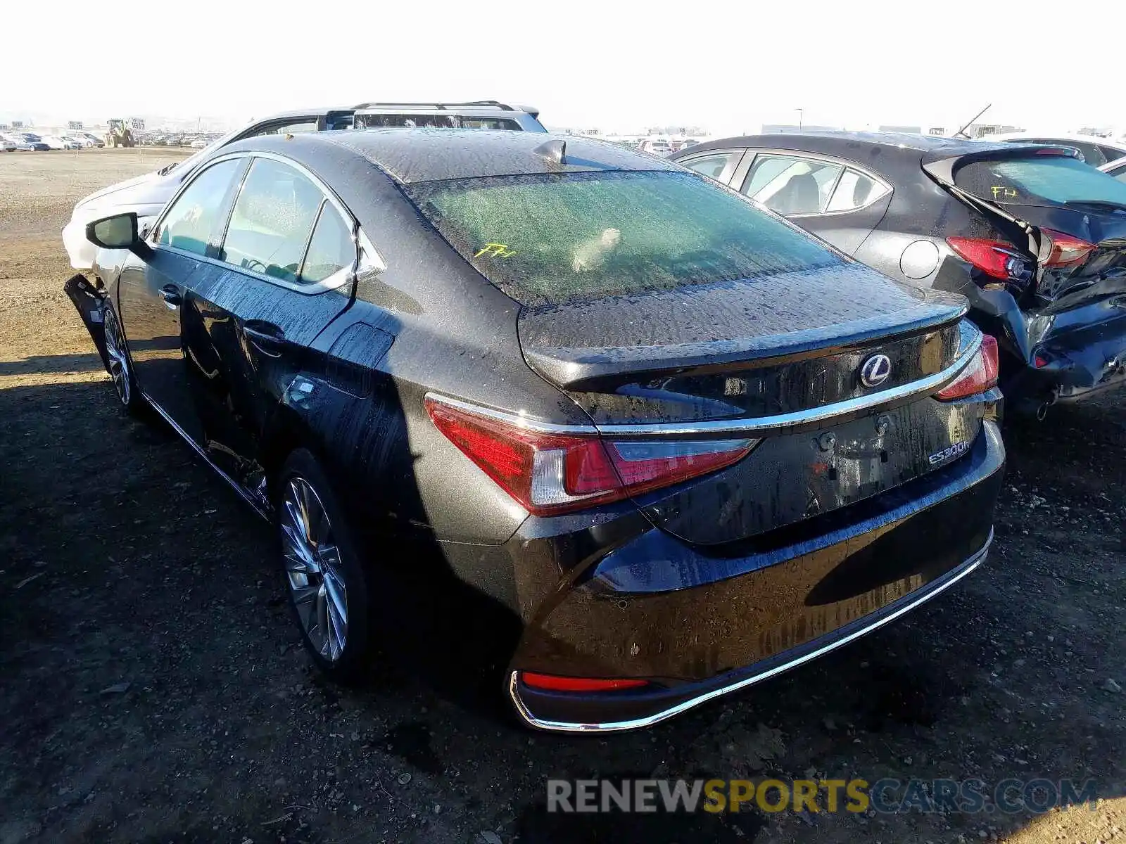 3 Photograph of a damaged car JTHB21B16K2025957 LEXUS ES300 2019