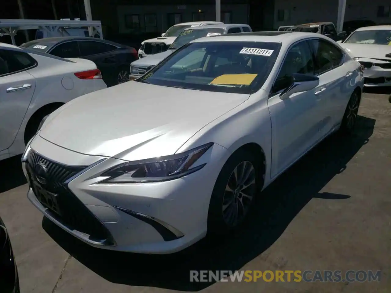 2 Photograph of a damaged car JTHB21B17K2007001 LEXUS ES300 2019