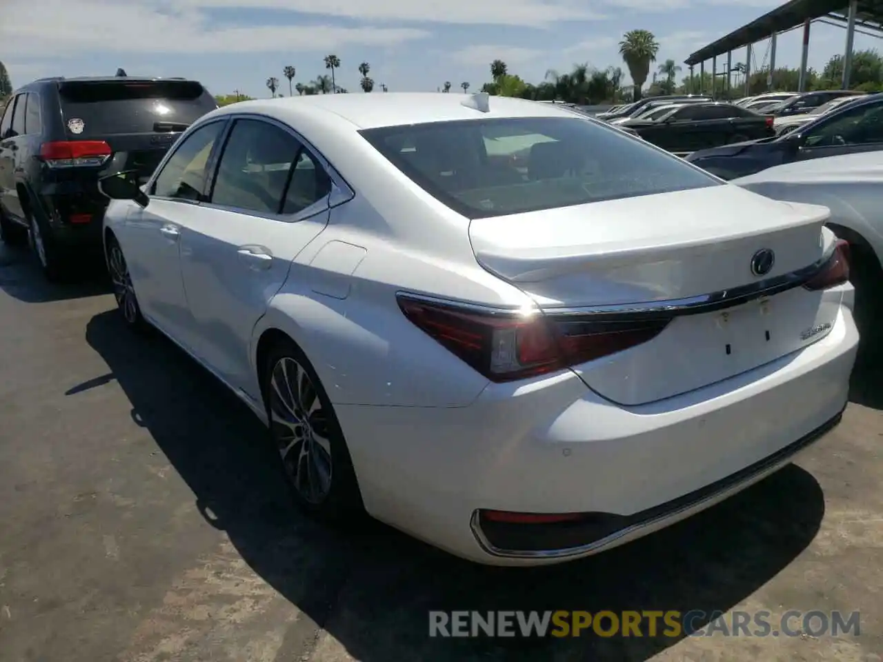 3 Photograph of a damaged car JTHB21B17K2007001 LEXUS ES300 2019