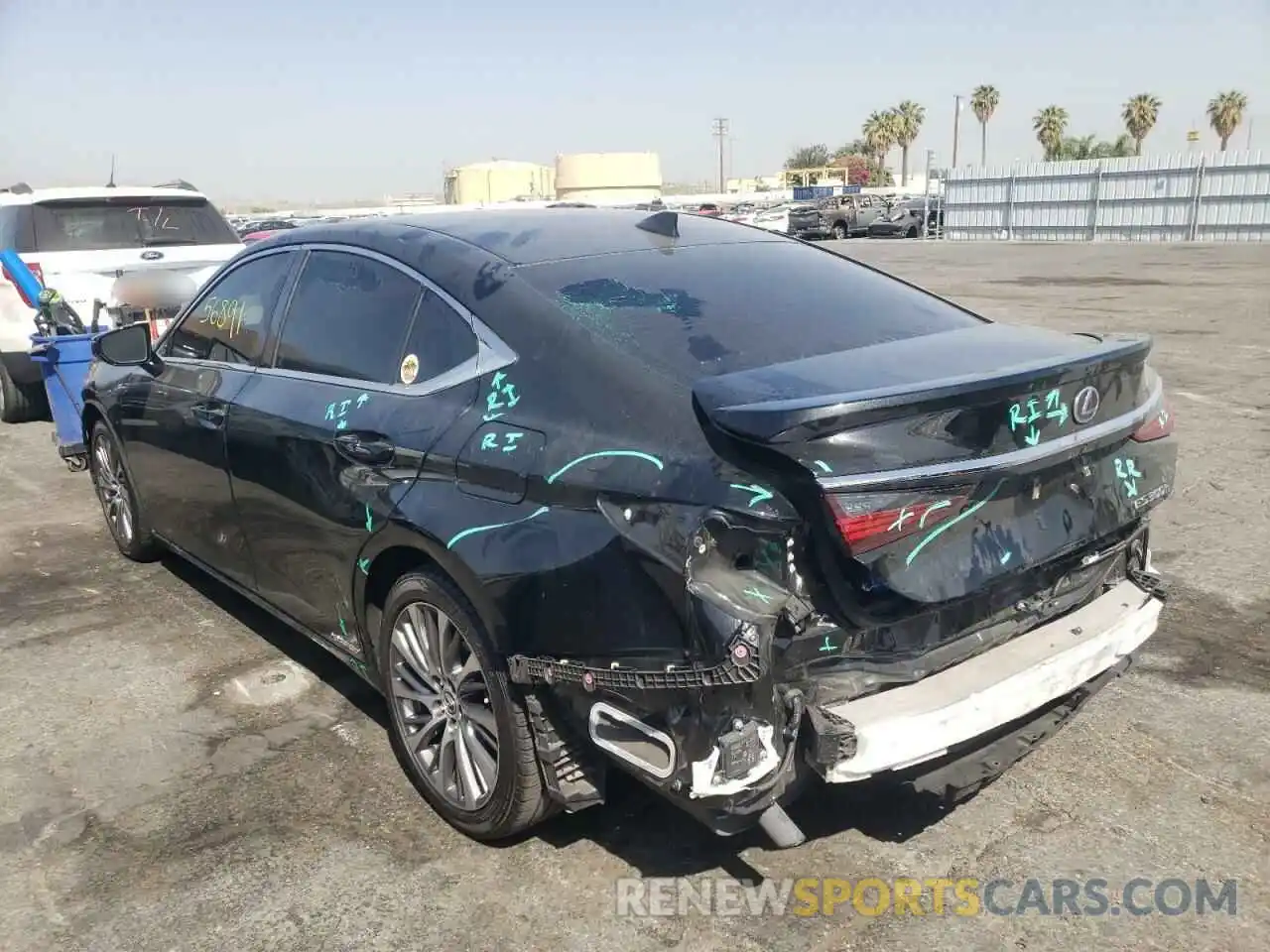 3 Photograph of a damaged car JTHB21B17K2032657 LEXUS ES300 2019