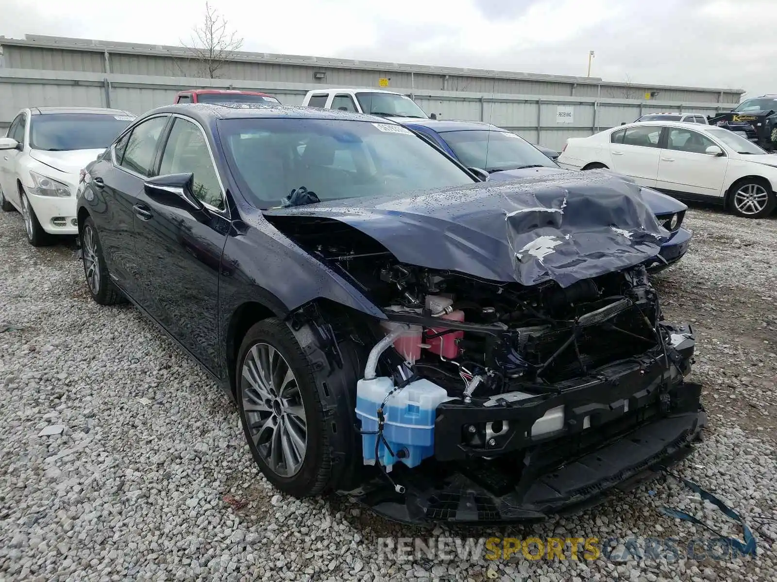 1 Фотография поврежденного автомобиля JTHB21B17K2037857 LEXUS ES300 2019