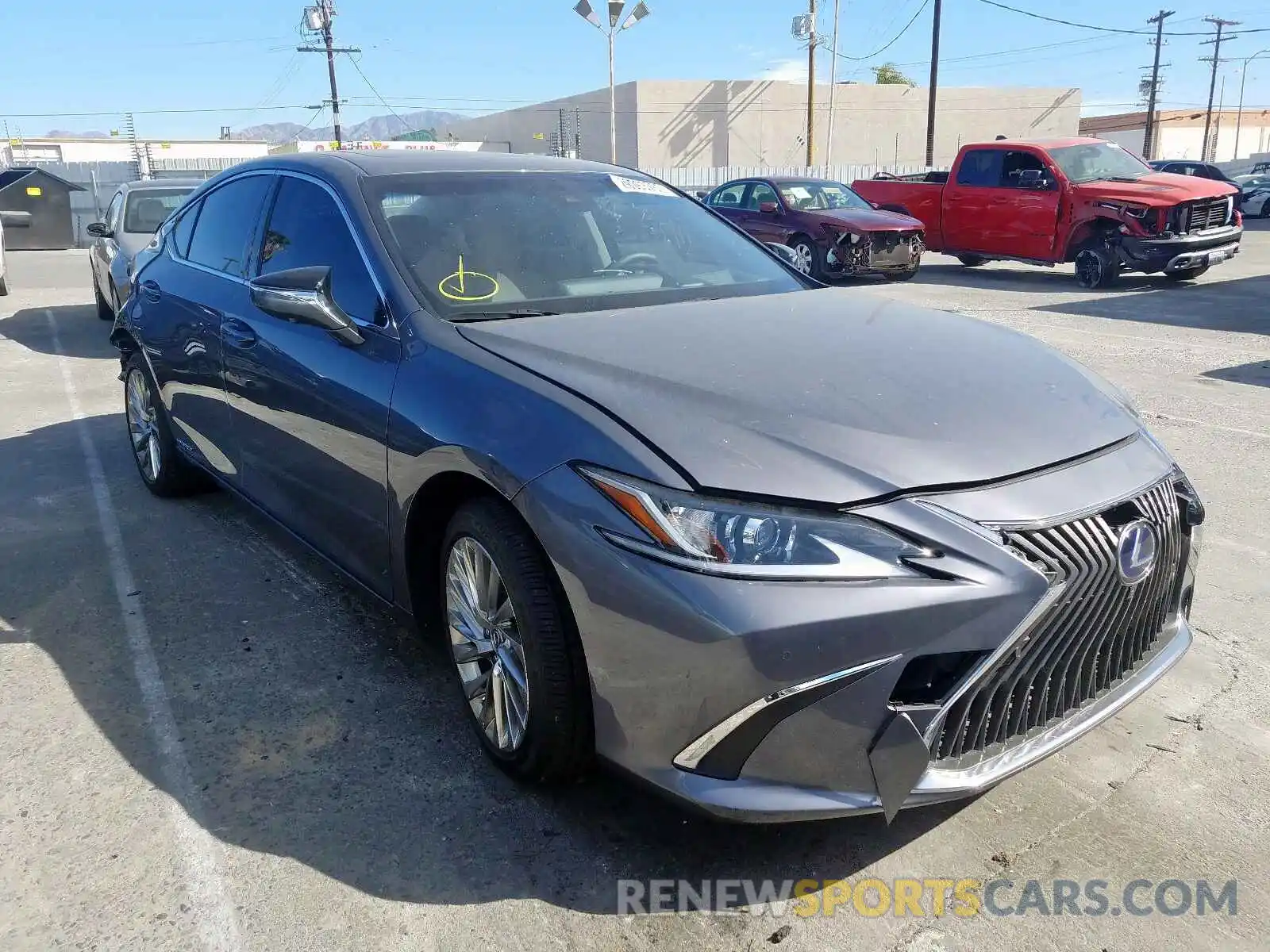 1 Photograph of a damaged car JTHB21B19K2037715 LEXUS ES300 2019