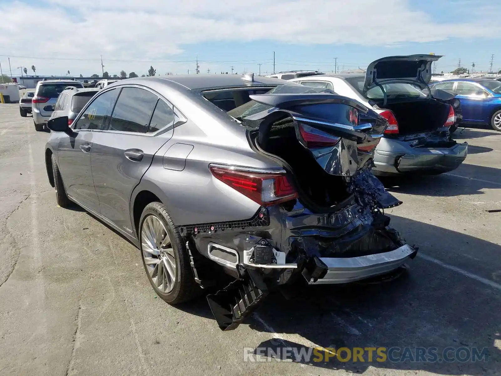 3 Photograph of a damaged car JTHB21B19K2037715 LEXUS ES300 2019