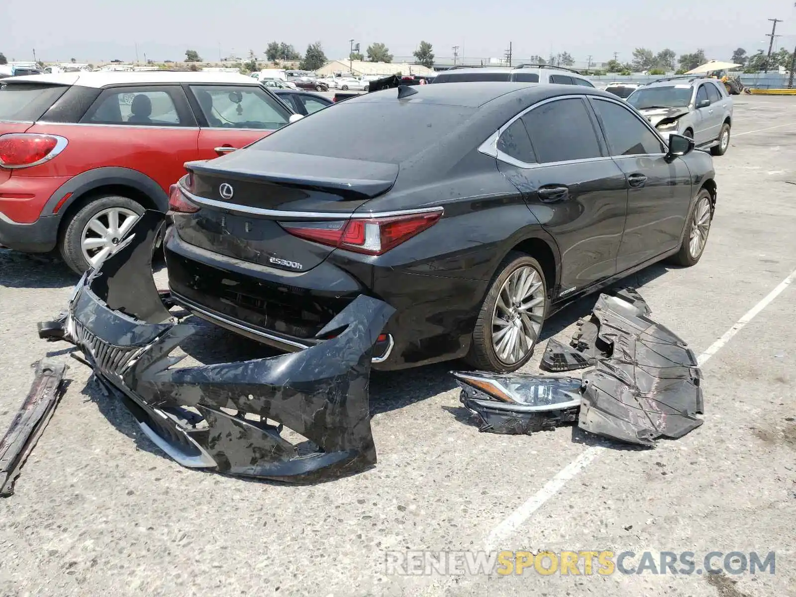 4 Photograph of a damaged car JTHB21B19K2037889 LEXUS ES300 2019