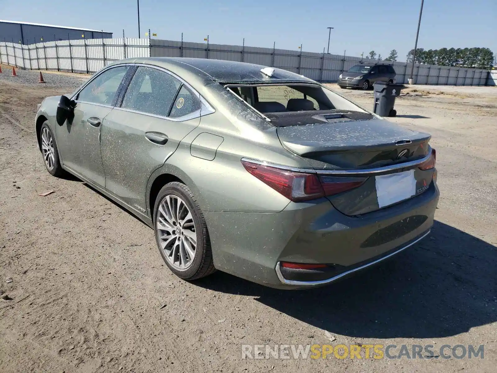 3 Photograph of a damaged car JTHB21B1XK2002410 LEXUS ES300 2019