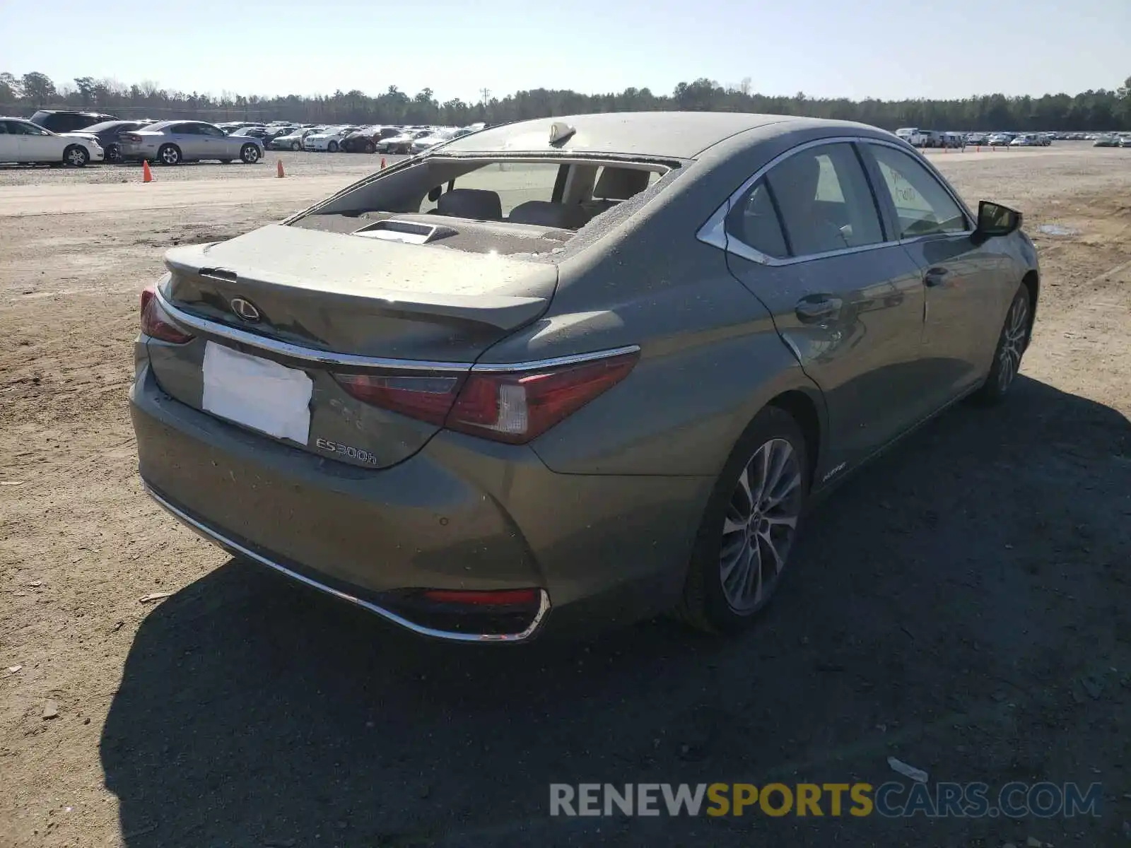 4 Photograph of a damaged car JTHB21B1XK2002410 LEXUS ES300 2019