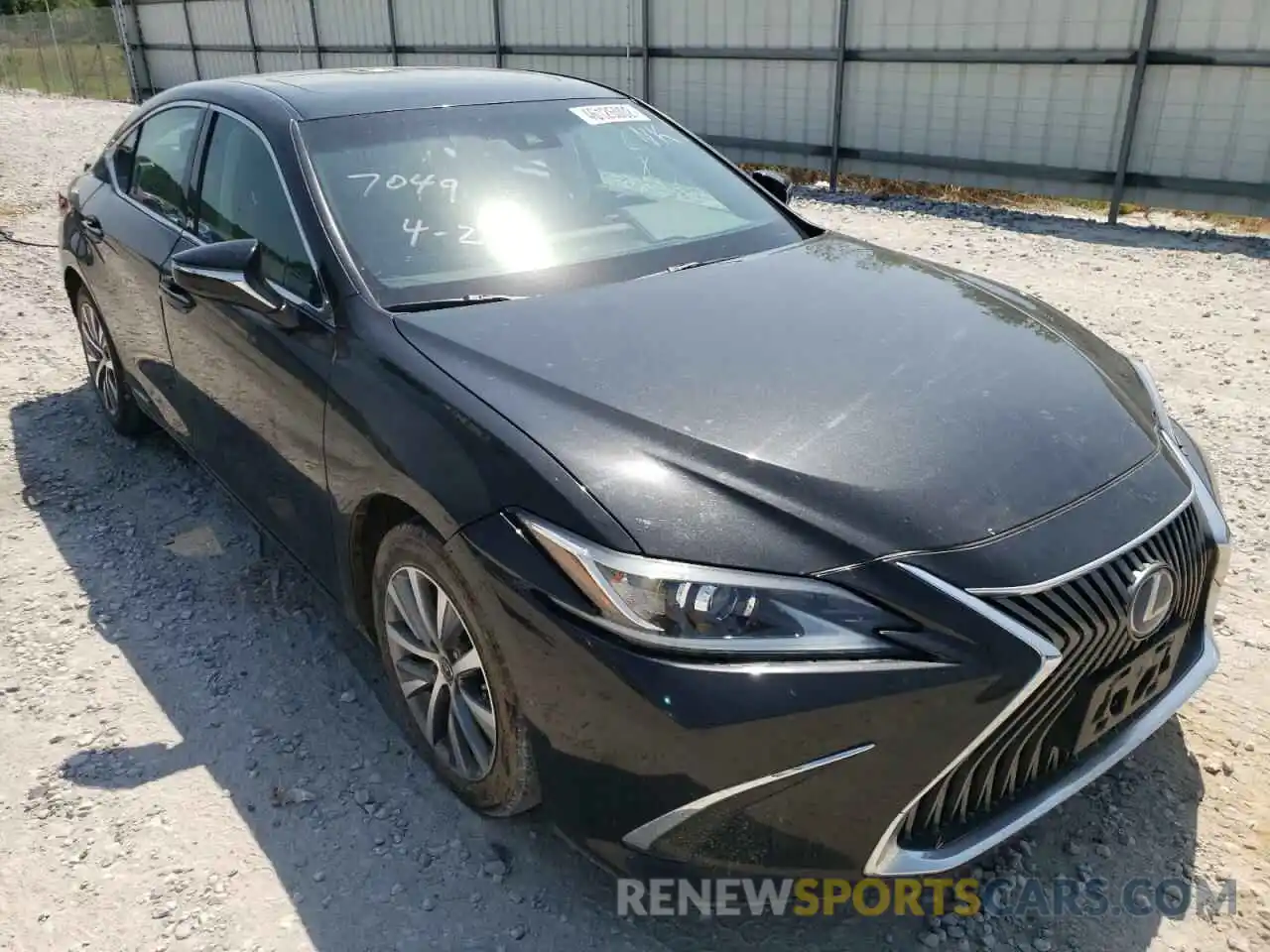 1 Фотография поврежденного автомобиля 58AC21B12LU007049 LEXUS ES300 2020