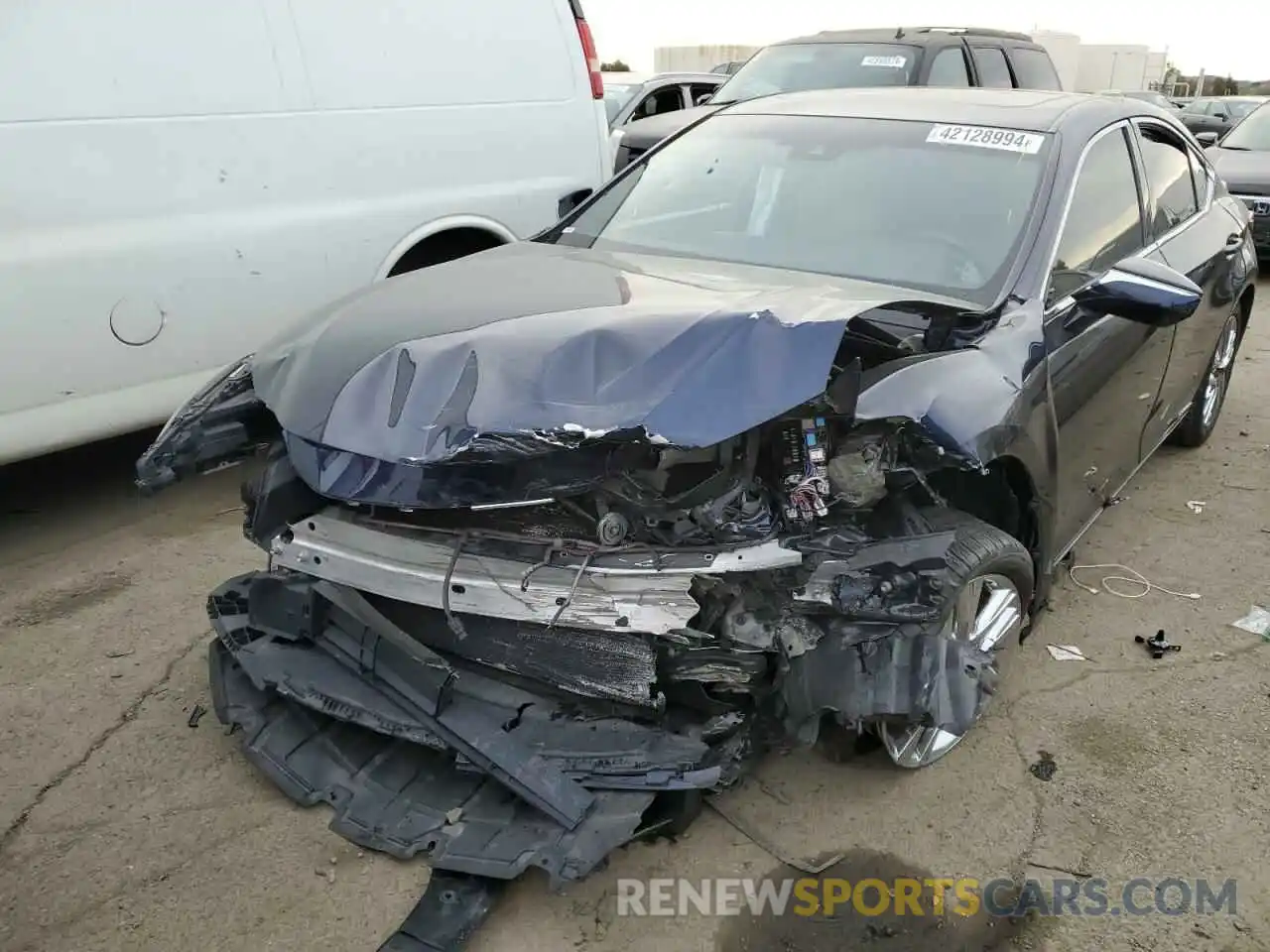 1 Photograph of a damaged car 58AC21B12LU007357 LEXUS ES300 2020