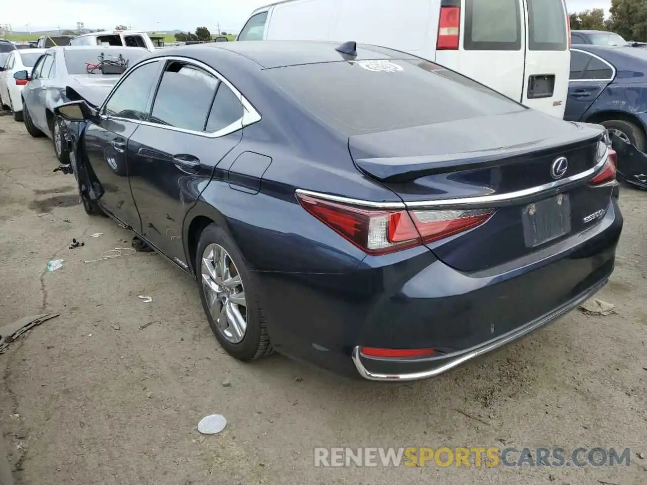 2 Photograph of a damaged car 58AC21B12LU007357 LEXUS ES300 2020