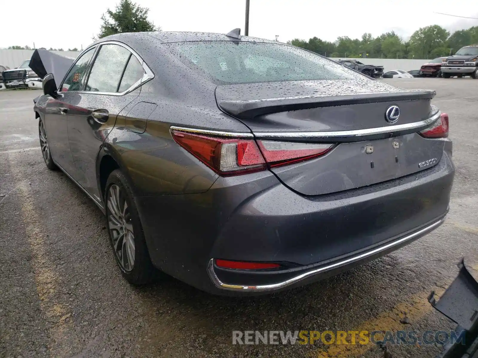 3 Photograph of a damaged car 58AD21B10LU006700 LEXUS ES300 2020