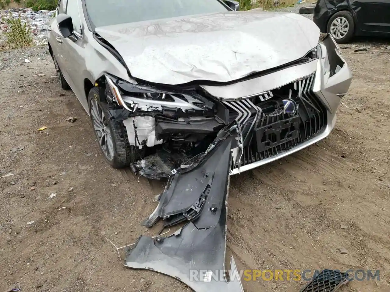 9 Photograph of a damaged car 58AD21B11LU005183 LEXUS ES300 2020