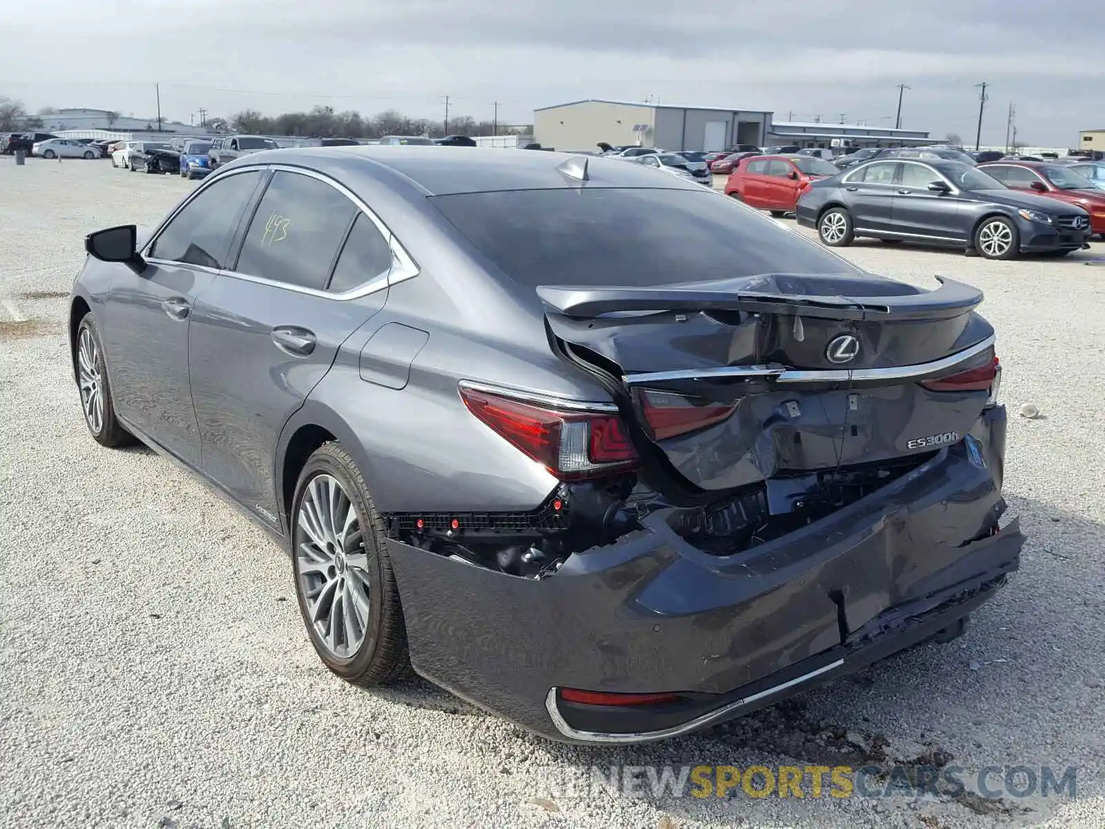 3 Photograph of a damaged car 58AD21B11LU012201 LEXUS ES300 2020