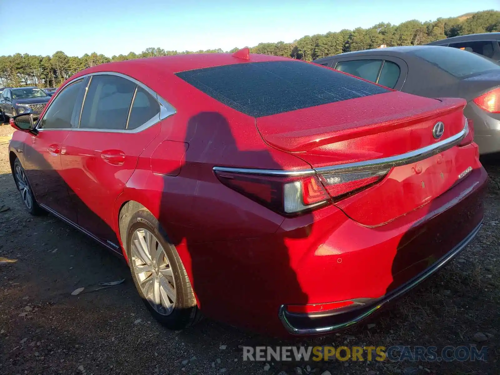 3 Photograph of a damaged car 58AD21B13LU009087 LEXUS ES300 2020