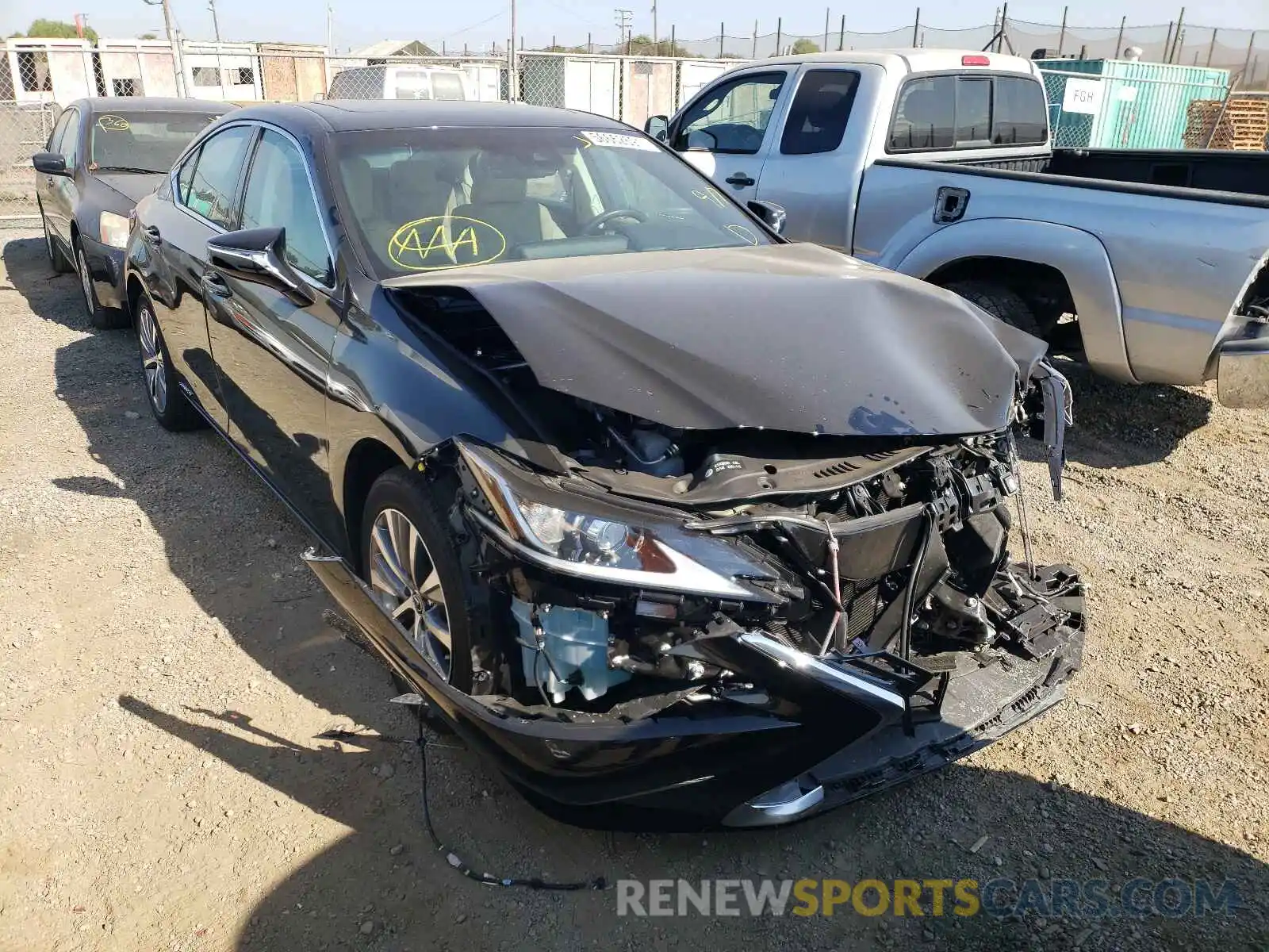 1 Photograph of a damaged car 58AD21B14LU005274 LEXUS ES300 2020