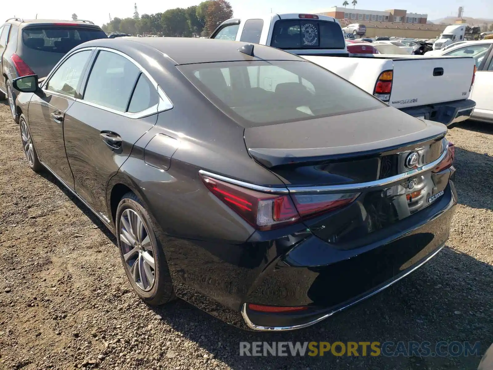 3 Photograph of a damaged car 58AD21B14LU005274 LEXUS ES300 2020