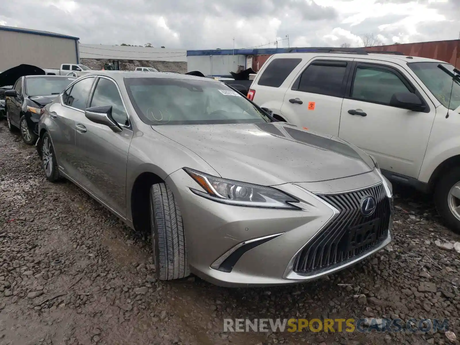 1 Photograph of a damaged car 58AD21B14LU006344 LEXUS ES300 2020