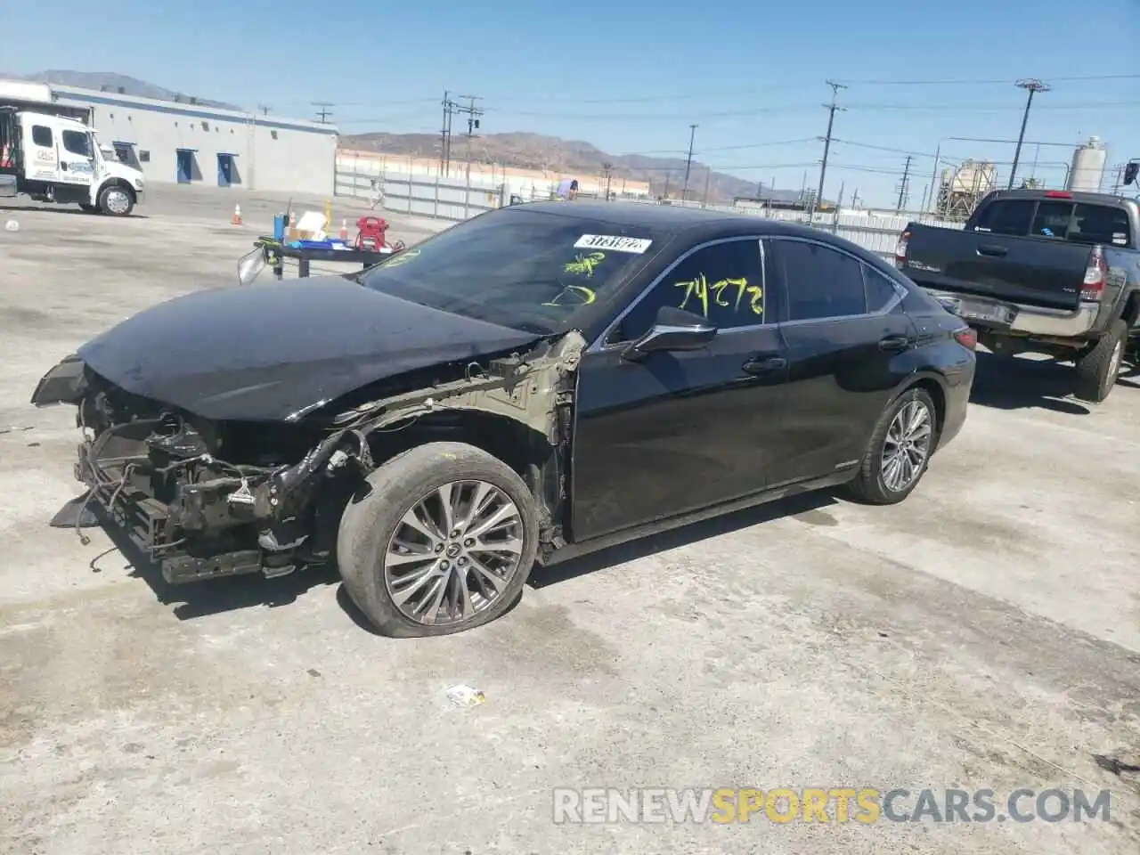 2 Фотография поврежденного автомобиля 58AD21B15LU009107 LEXUS ES300 2020