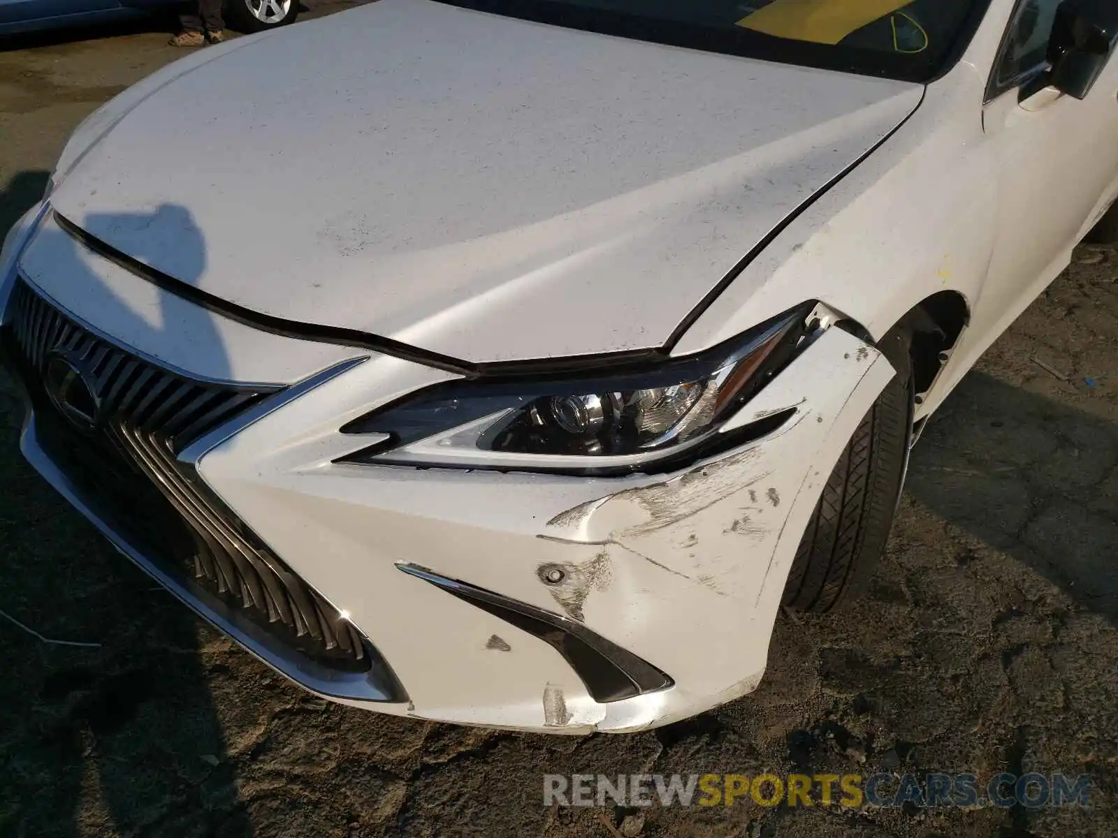 9 Photograph of a damaged car 58AD21B15LU012136 LEXUS ES300 2020