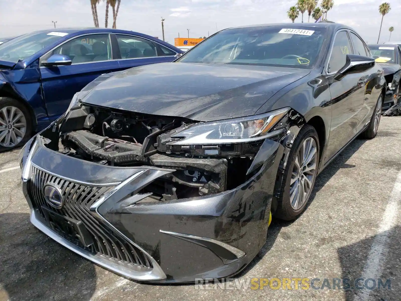 2 Photograph of a damaged car 58AD21B17LU008685 LEXUS ES300 2020