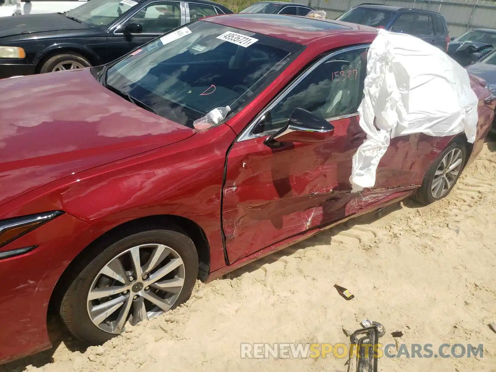 9 Photograph of a damaged car 58AD21B1XLU006638 LEXUS ES300 2020