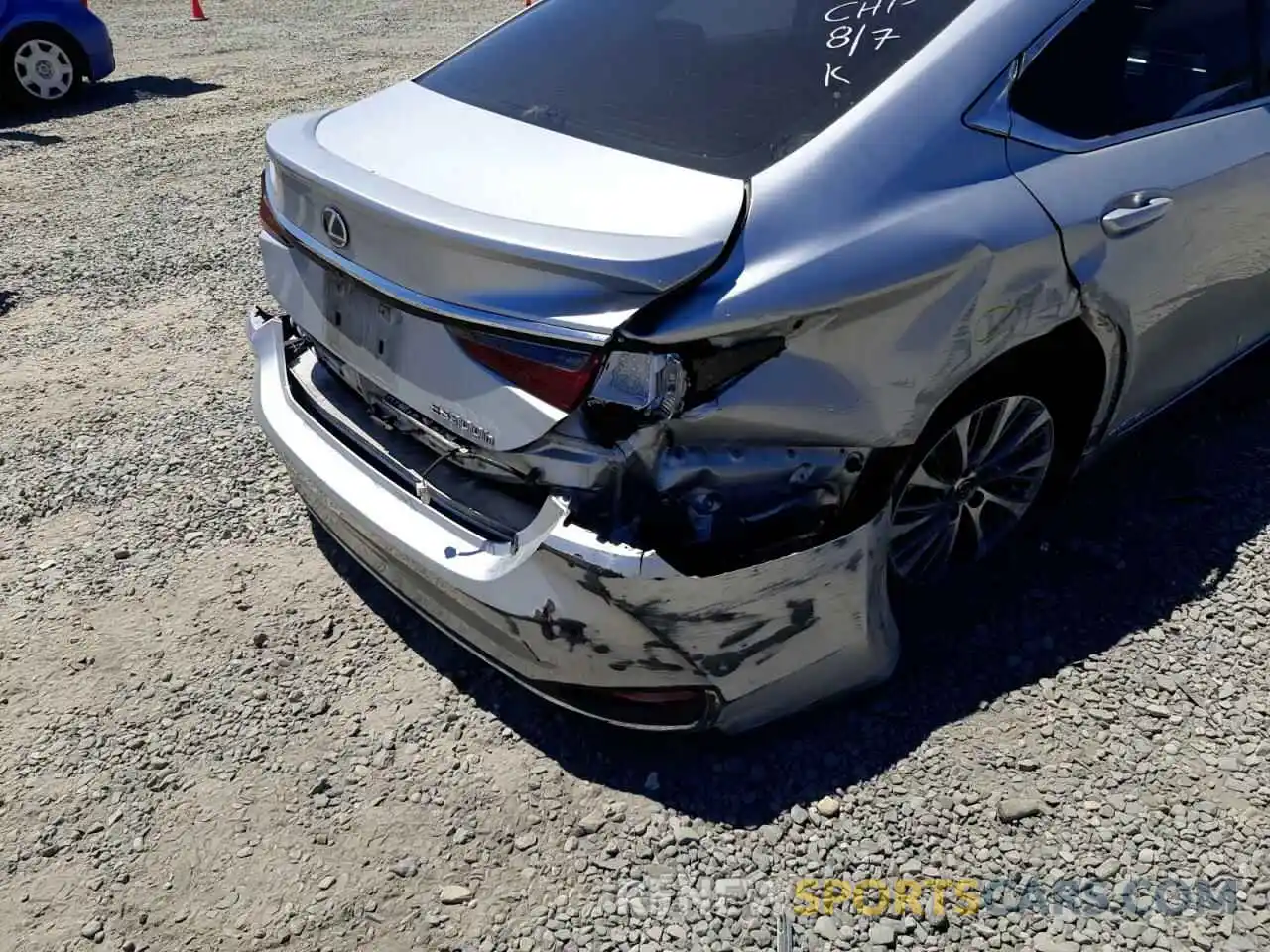 9 Photograph of a damaged car 58AD21B1XLU007661 LEXUS ES300 2020