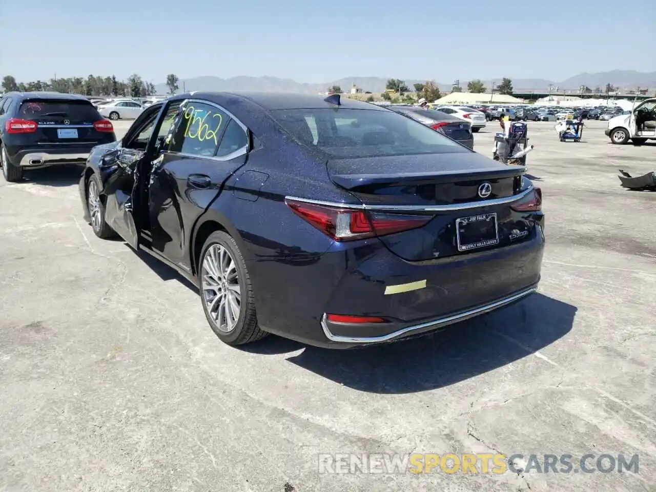 3 Photograph of a damaged car 58AD21B1XLU012133 LEXUS ES300 2020