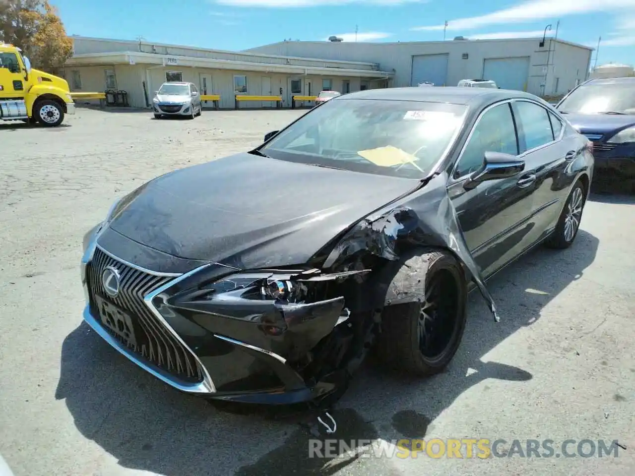 2 Фотография поврежденного автомобиля 58AD21B1XLU012519 LEXUS ES300 2020