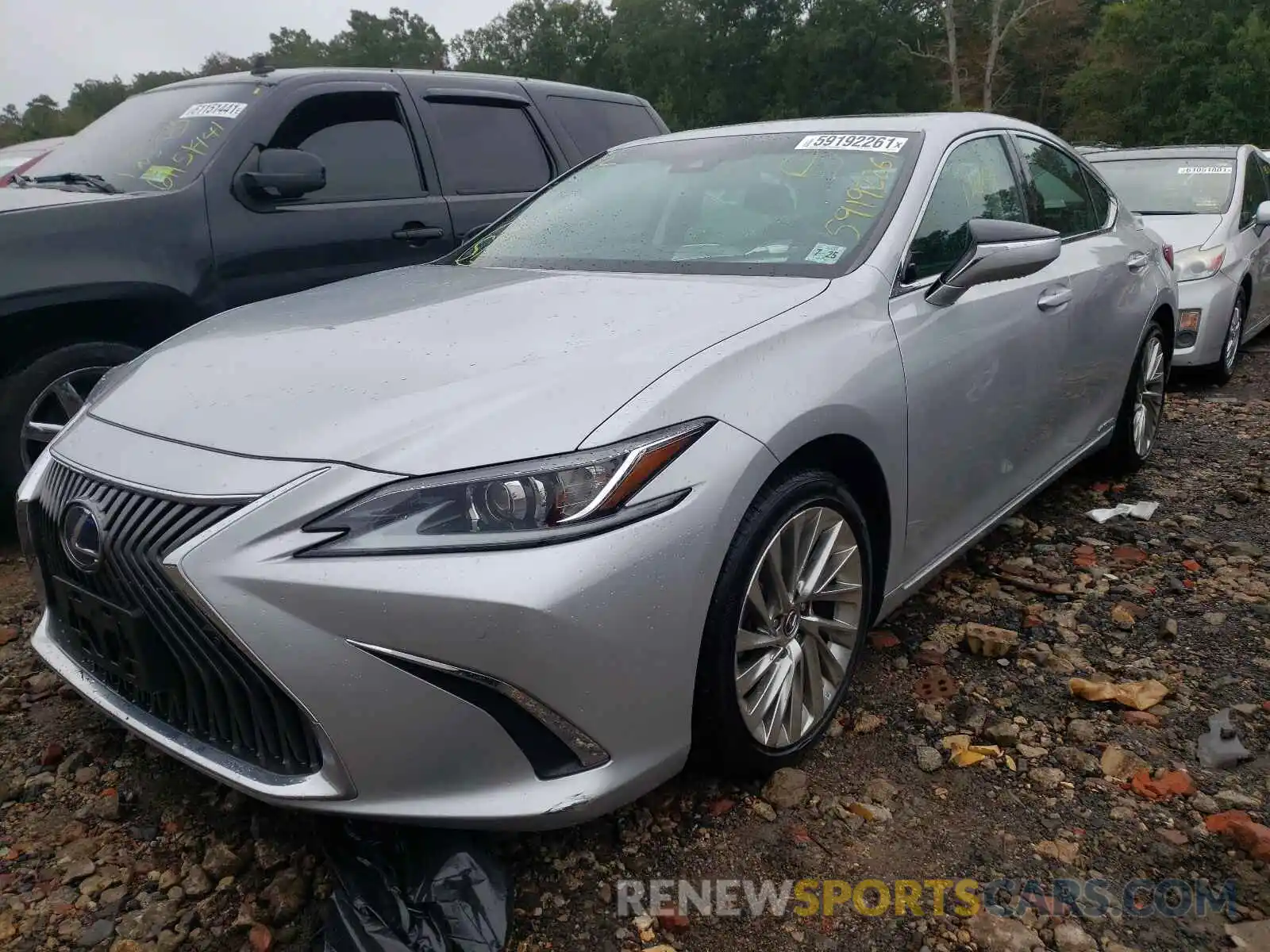 2 Photograph of a damaged car 58AE21B13LU007697 LEXUS ES300 2020