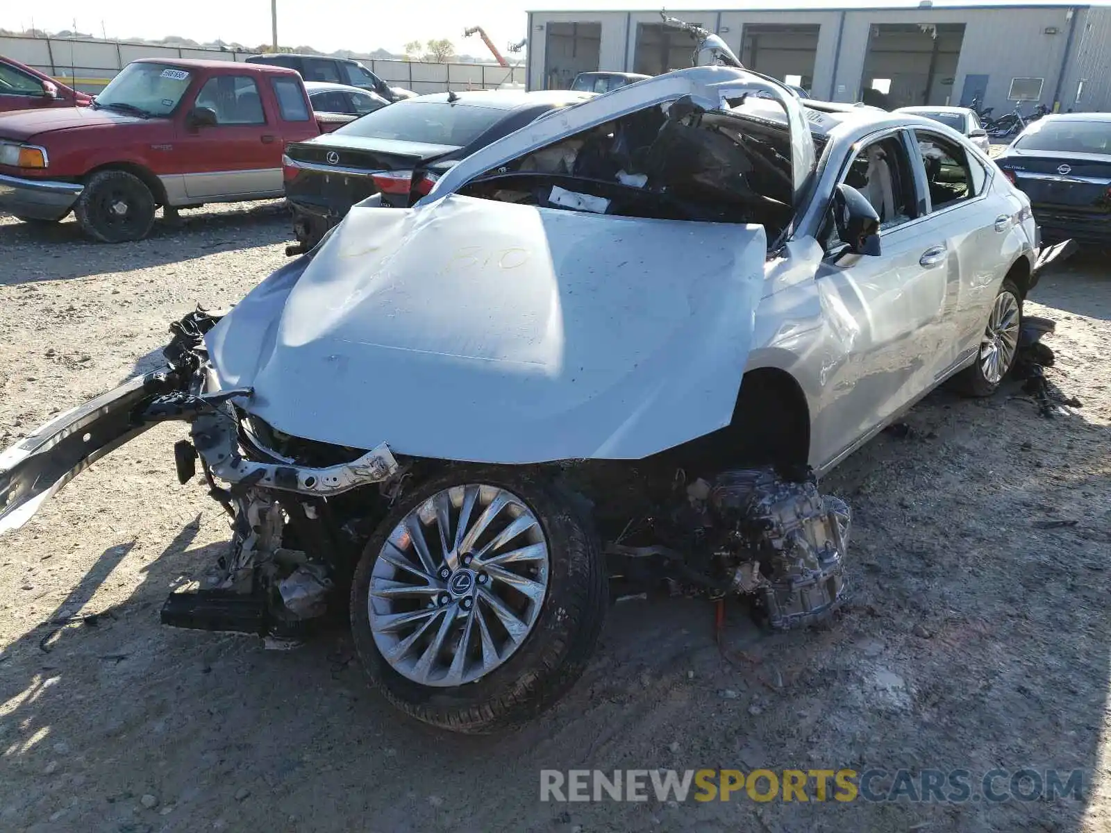 2 Photograph of a damaged car 58AE21B18LU006285 LEXUS ES300 2020