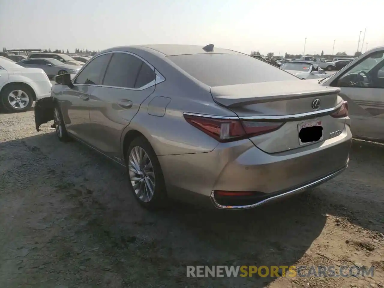 3 Photograph of a damaged car 58AE21B18LU007274 LEXUS ES300 2020