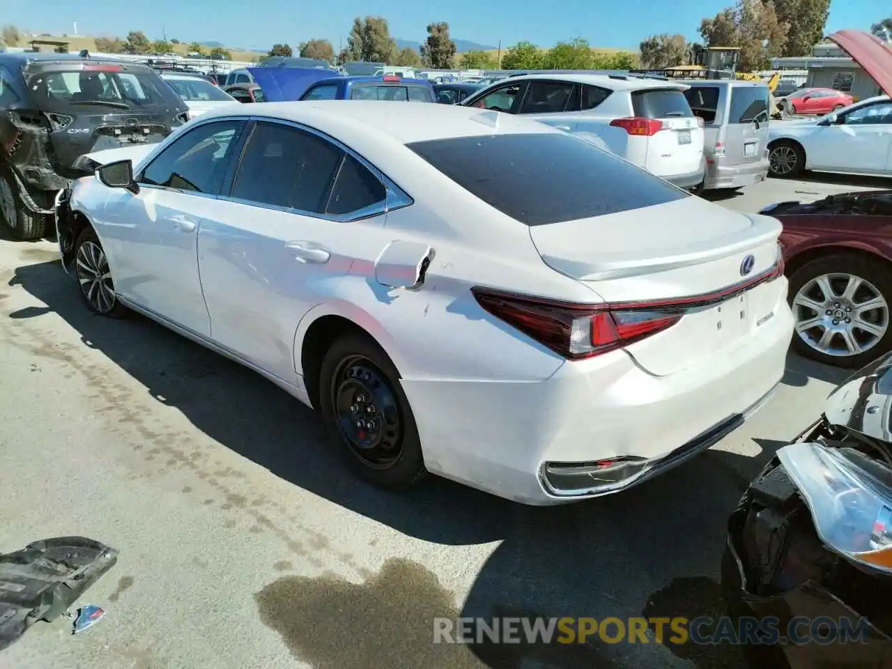 3 Photograph of a damaged car 58ACA1C11MU011533 LEXUS ES300 2021