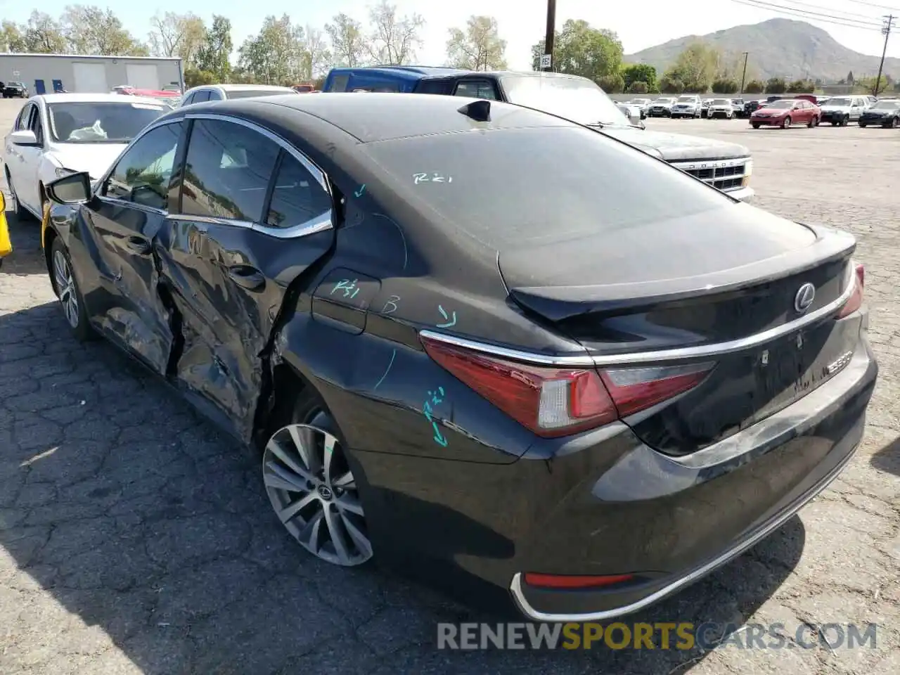 3 Photograph of a damaged car 58ACA1C18MU001209 LEXUS ES300 2021