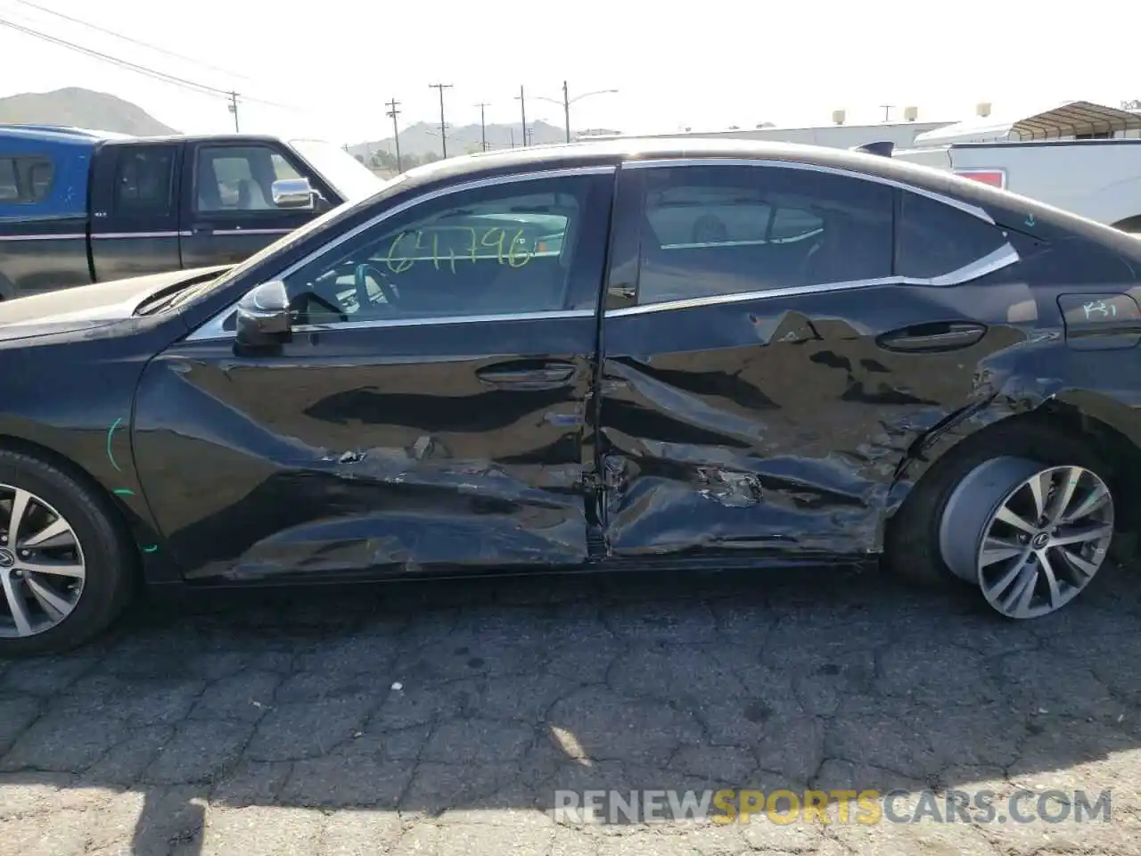 9 Photograph of a damaged car 58ACA1C18MU001209 LEXUS ES300 2021