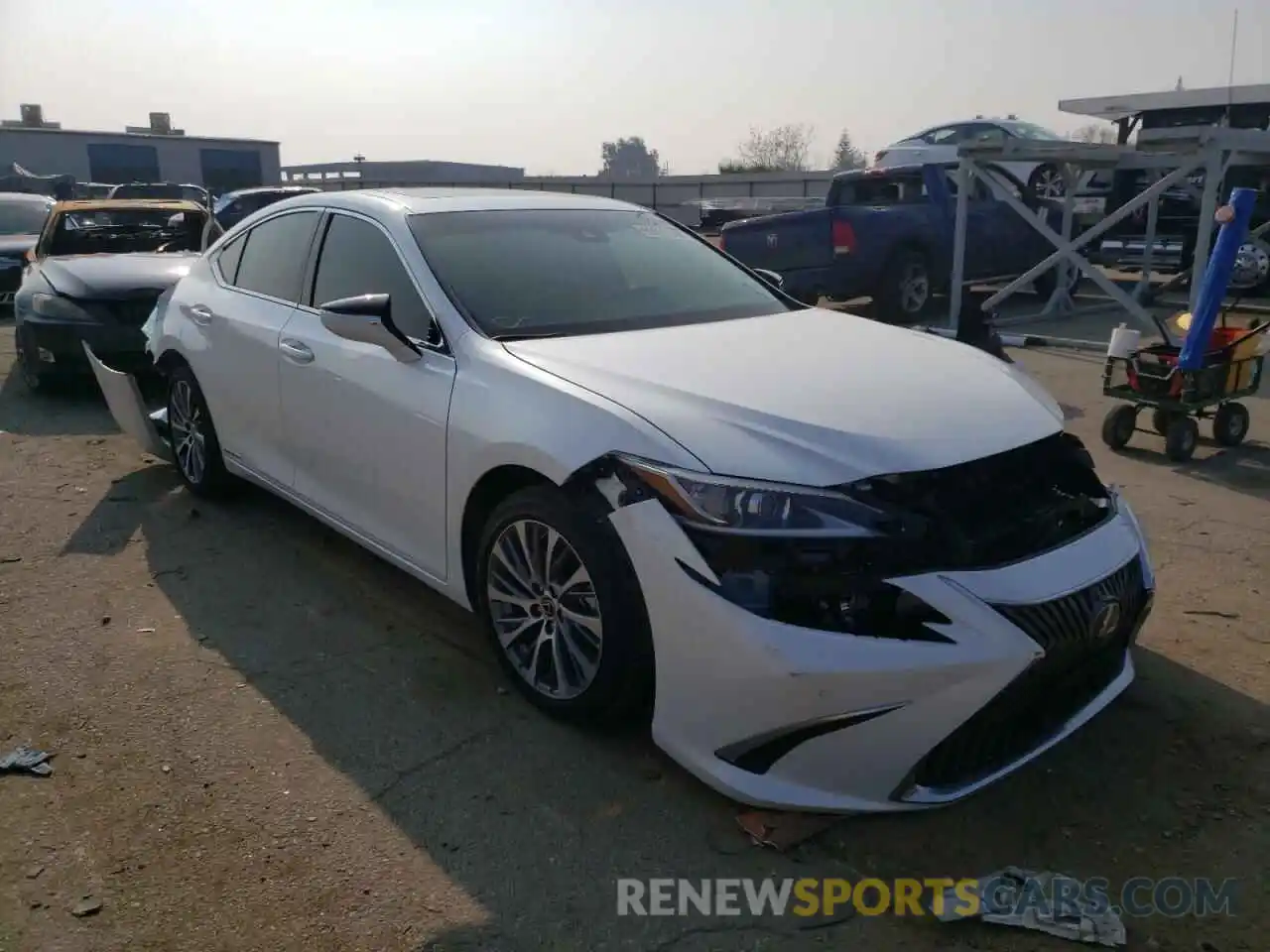 1 Photograph of a damaged car 58ADA1C10MU003654 LEXUS ES300 2021