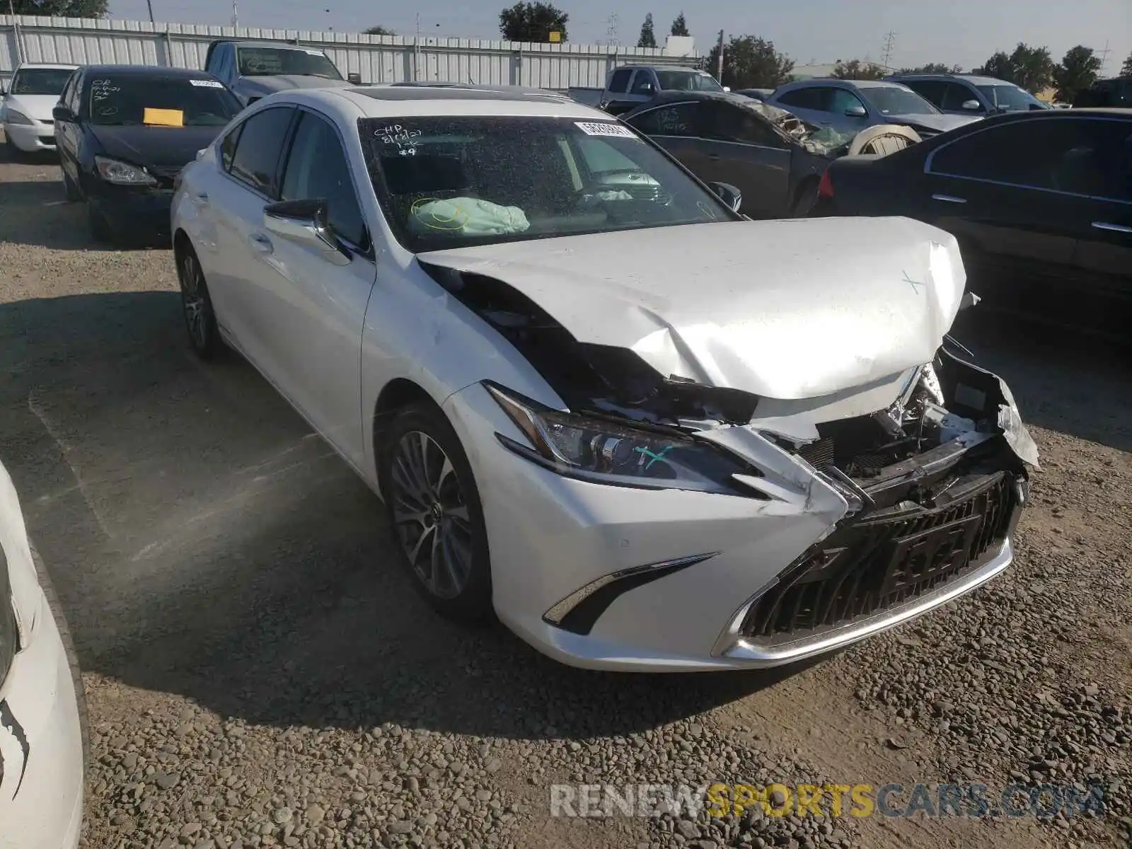 1 Photograph of a damaged car 58ADA1C11MU002299 LEXUS ES300 2021