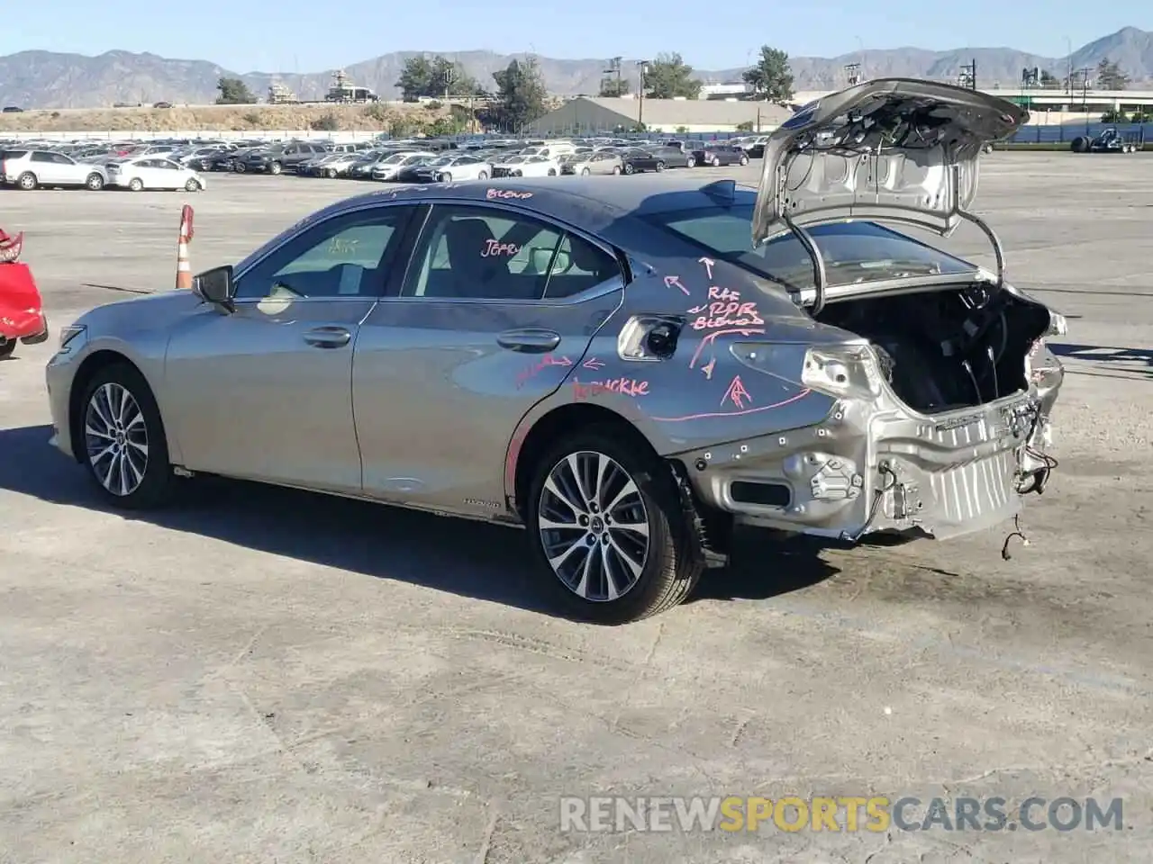 3 Photograph of a damaged car 58ADA1C11MU007356 LEXUS ES300 2021